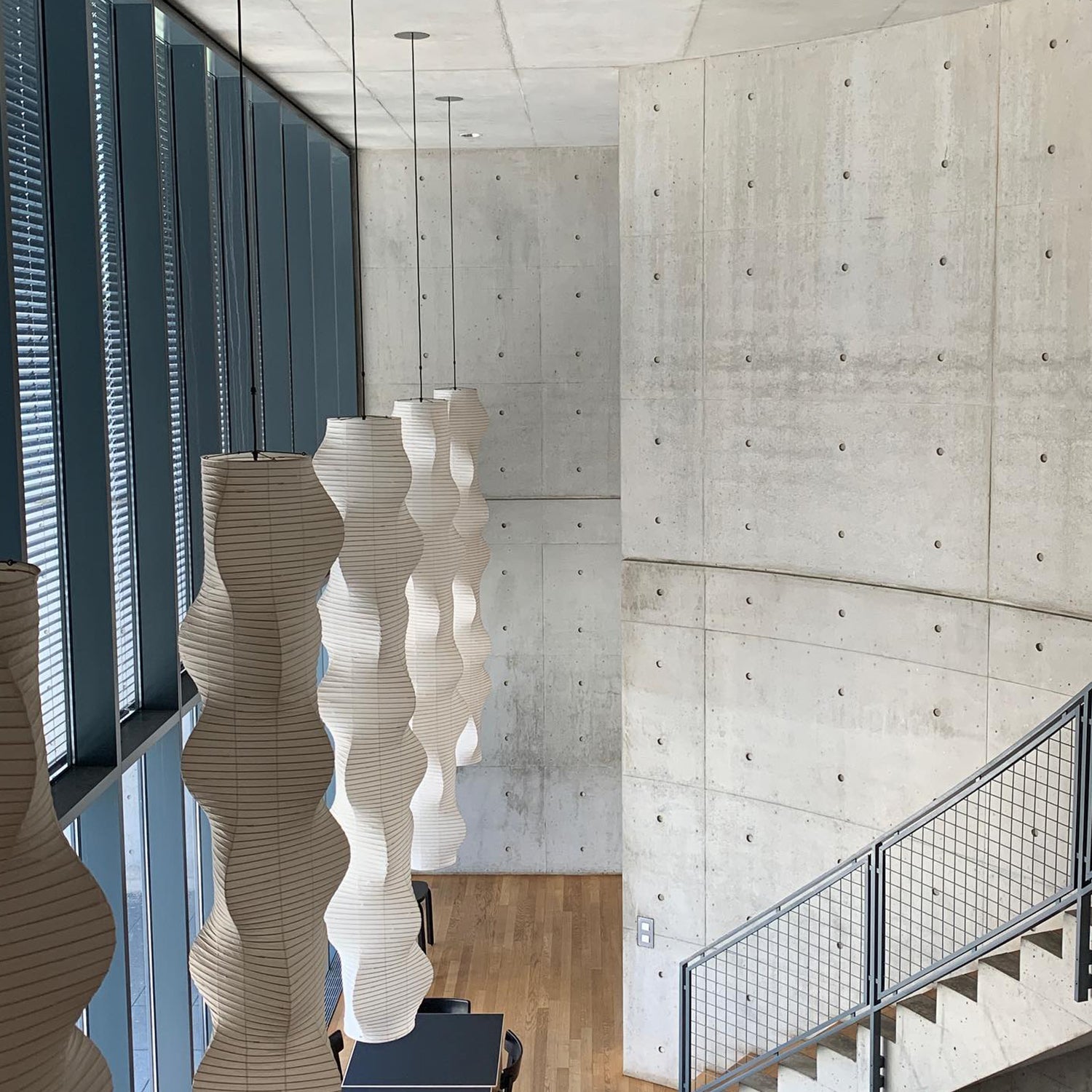 Akari 33N Pendant Light