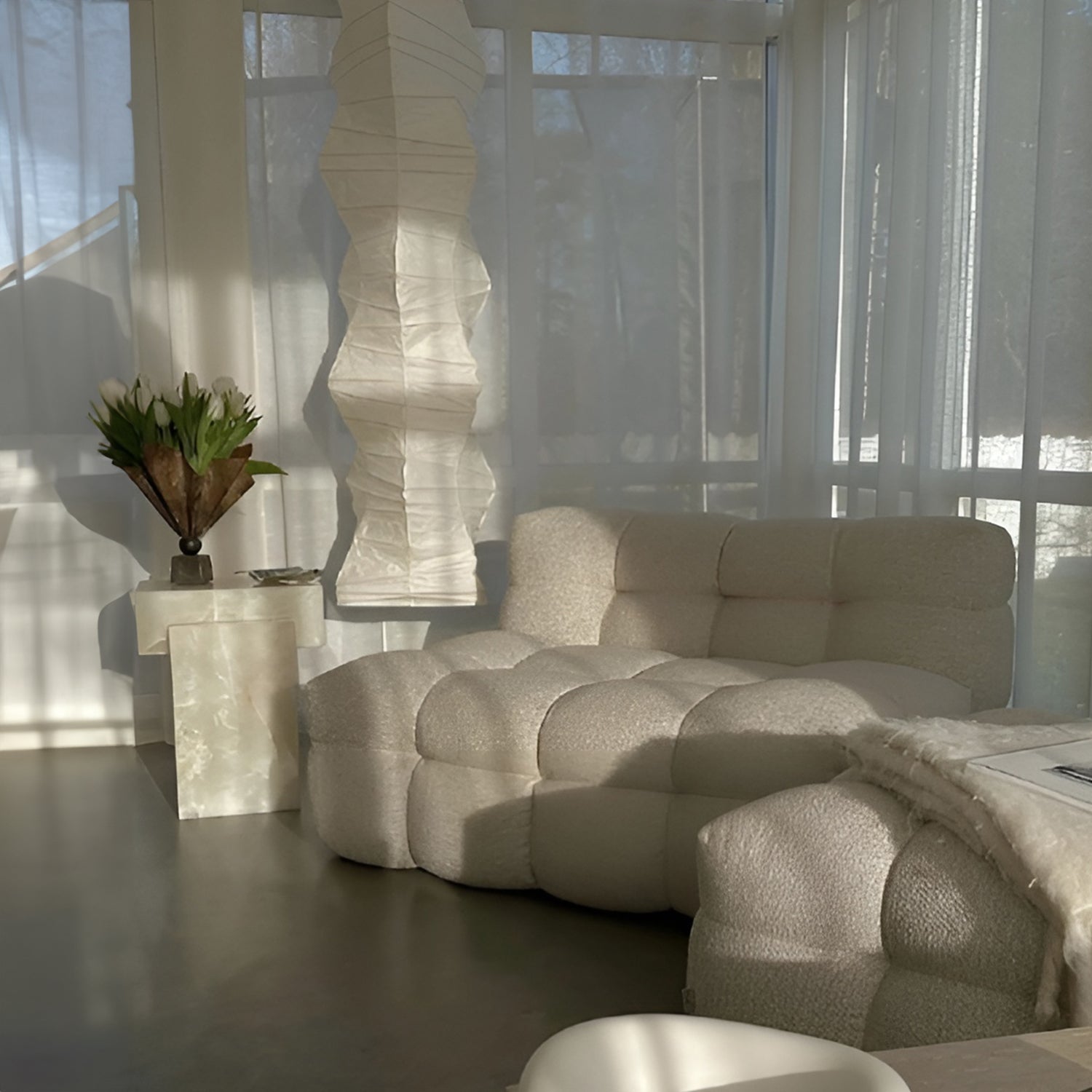 Akari 33N Pendant Light