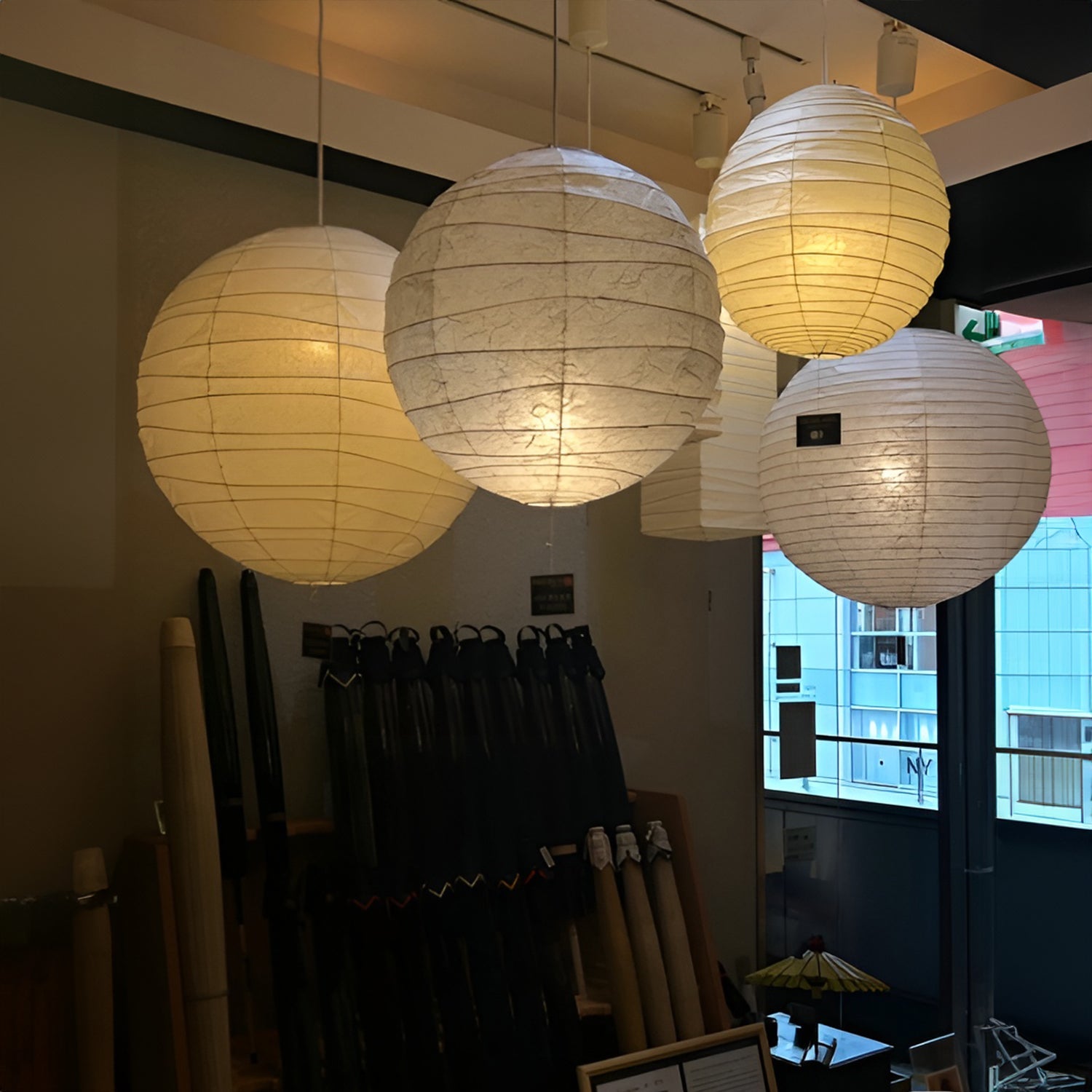 Akari 37D Pendant Light