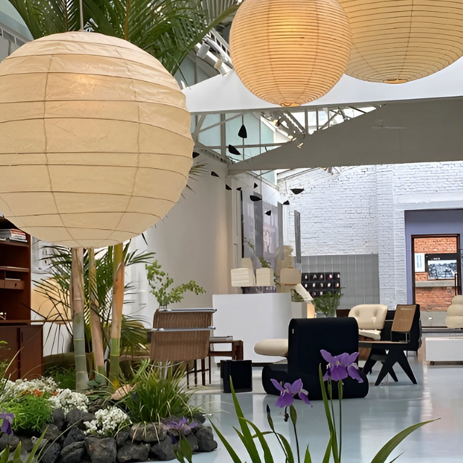 Akari 37D Pendant Light