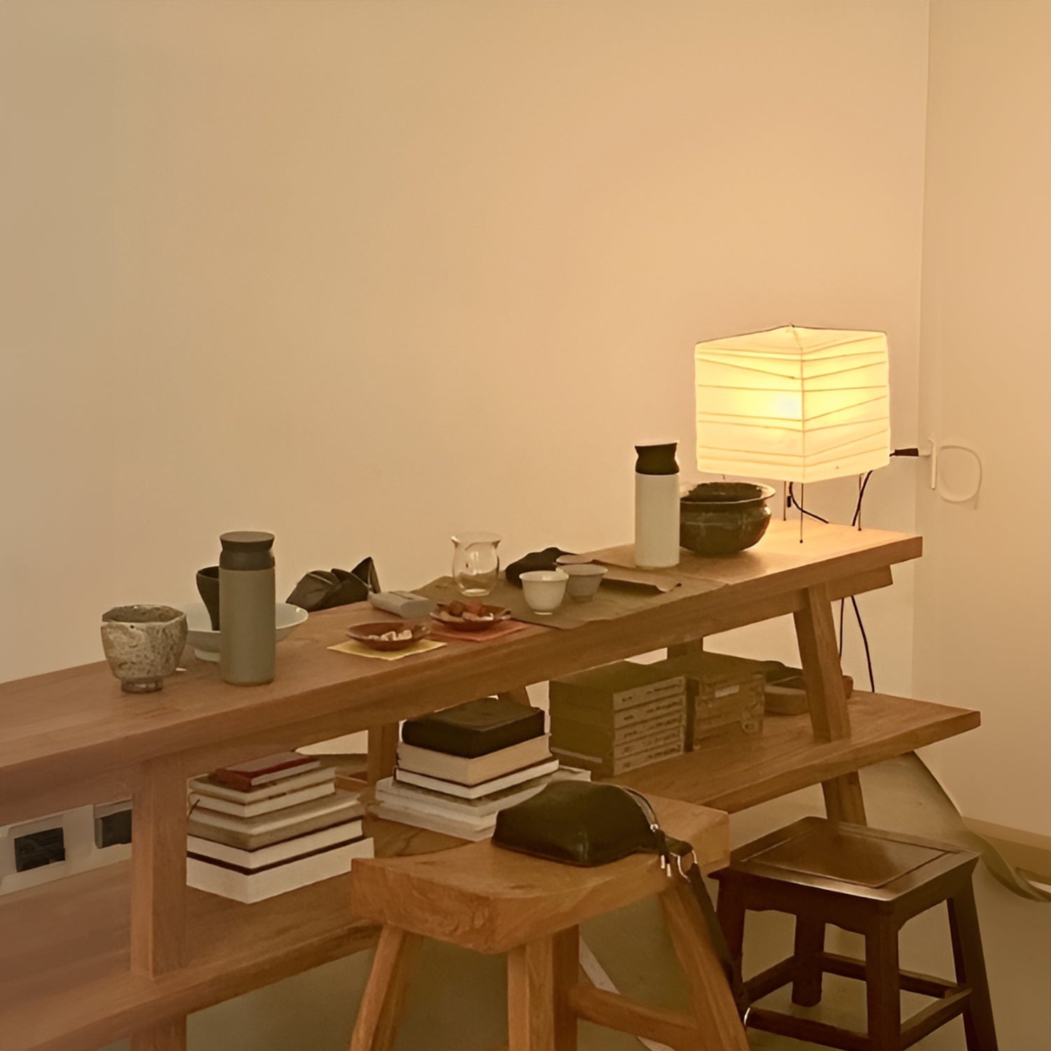 Akari 3X Table Lamp