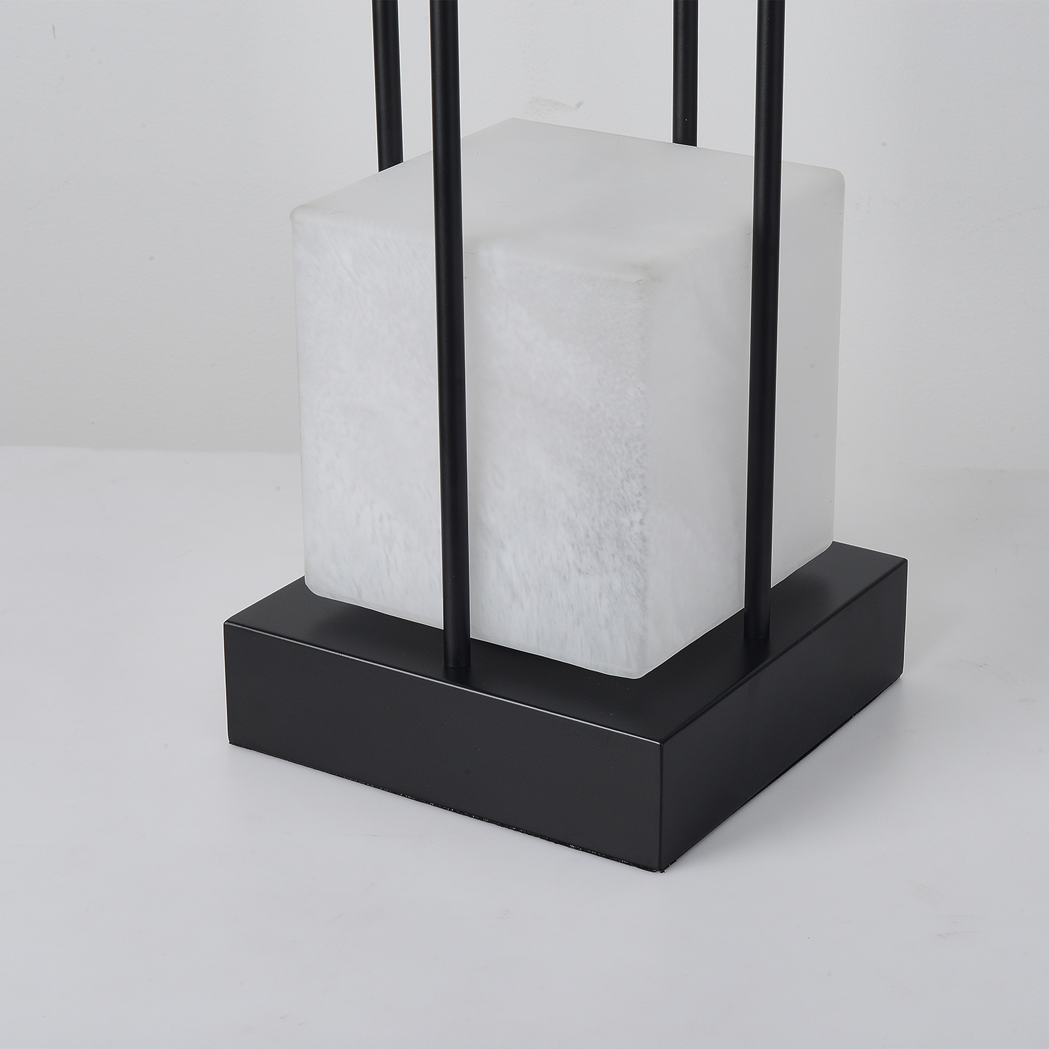 Alice Table Light