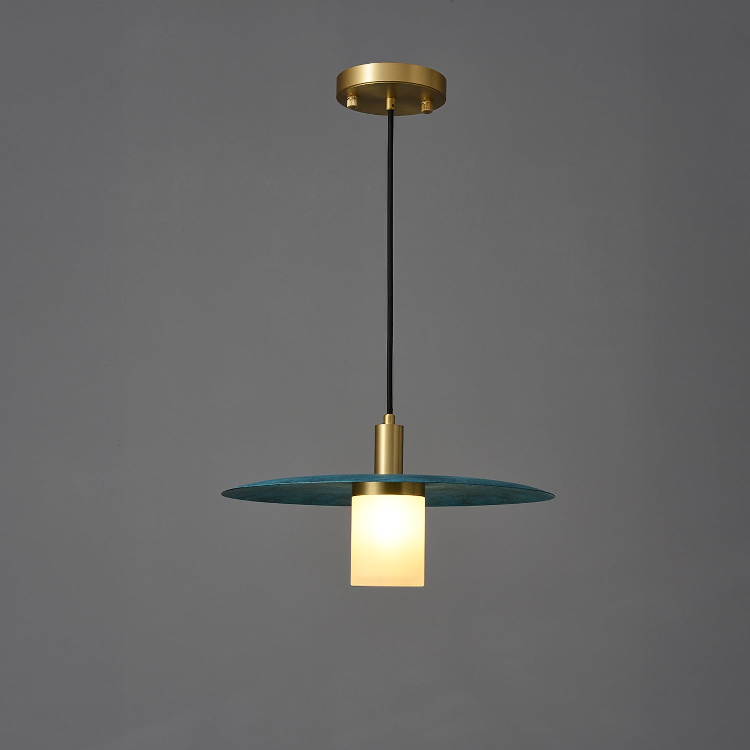 Arthur_Pendant_Light_Trella_05