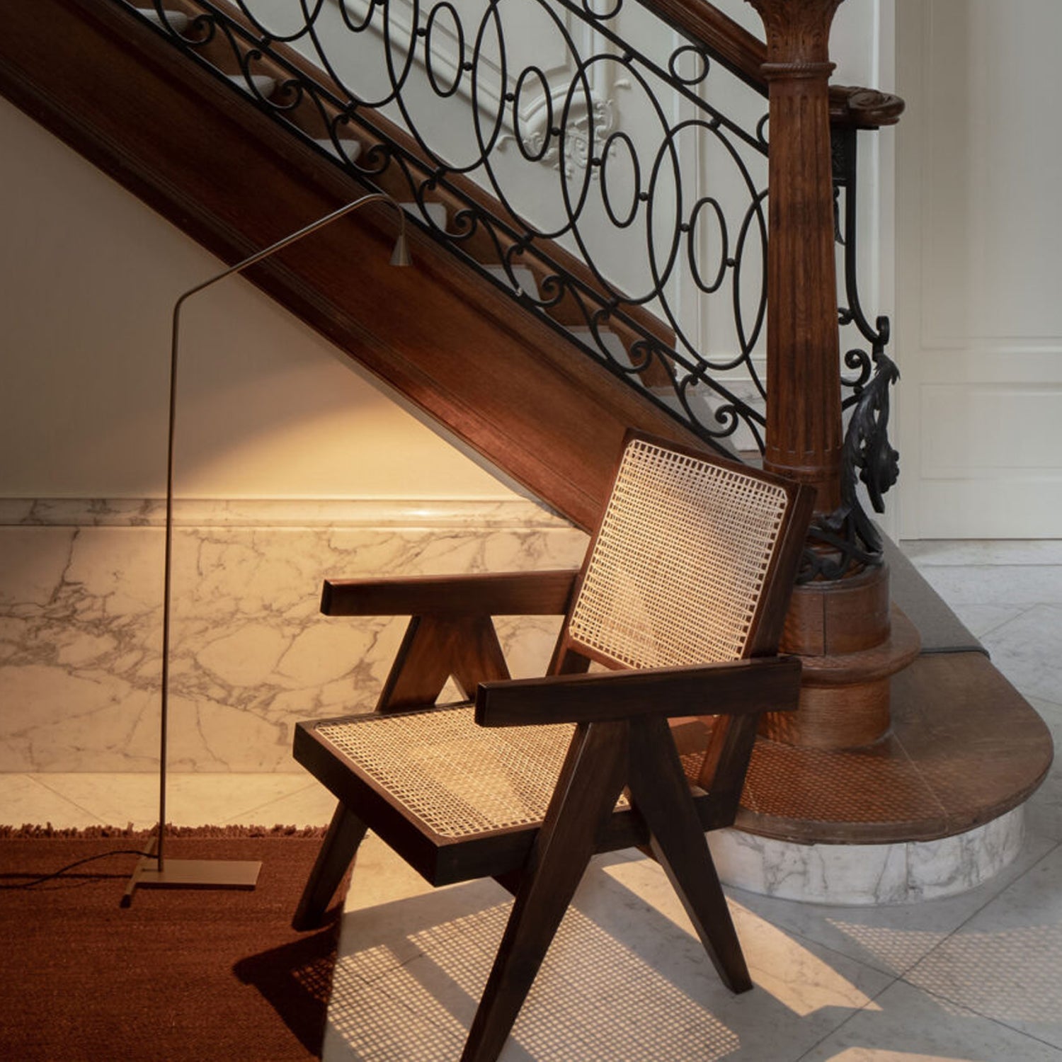 Austere Floor Lamp