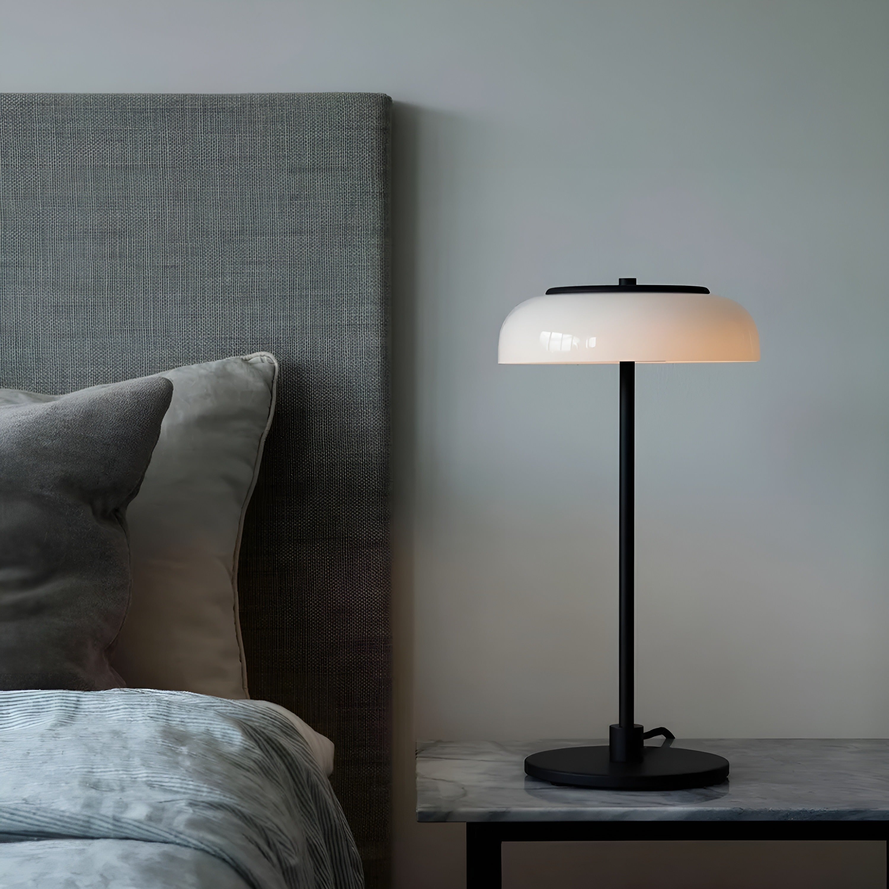 BLOSSI Table Lamp