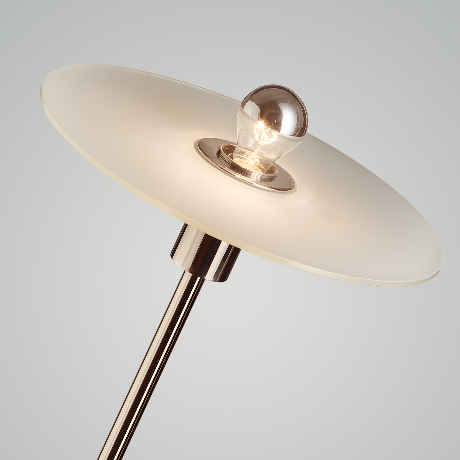 BST 23 Floor Lamp
