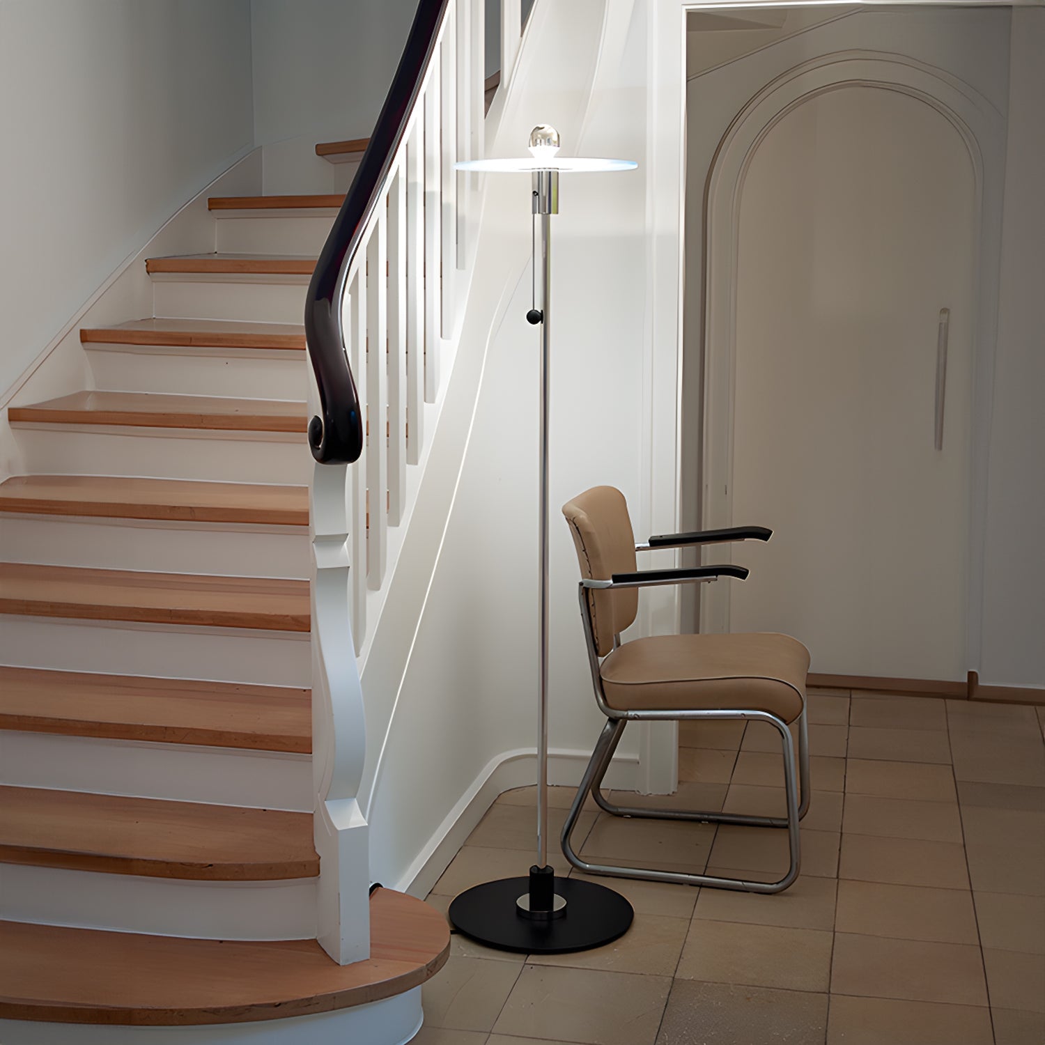 BST 23 Floor Lamp