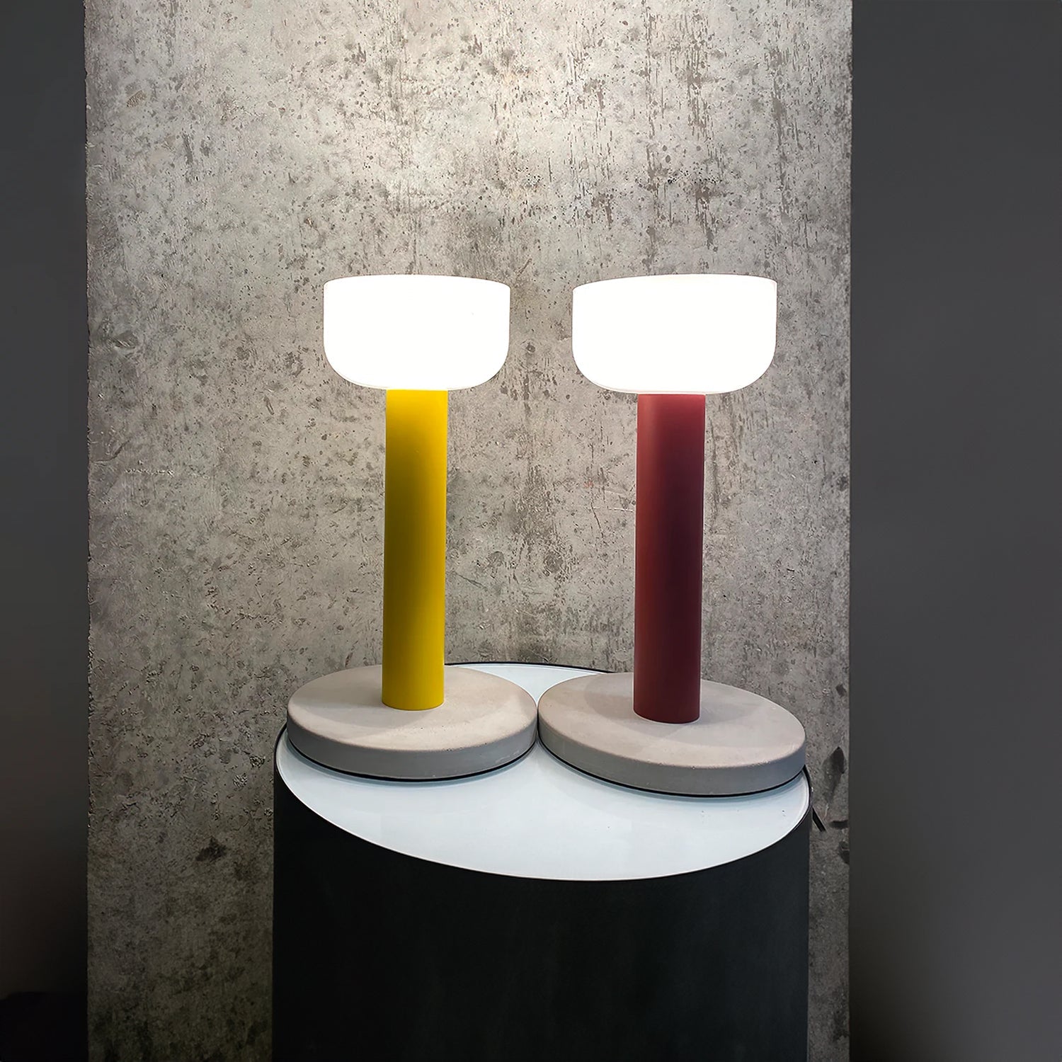 Bellhop_Table_Lamp_Flos_0008