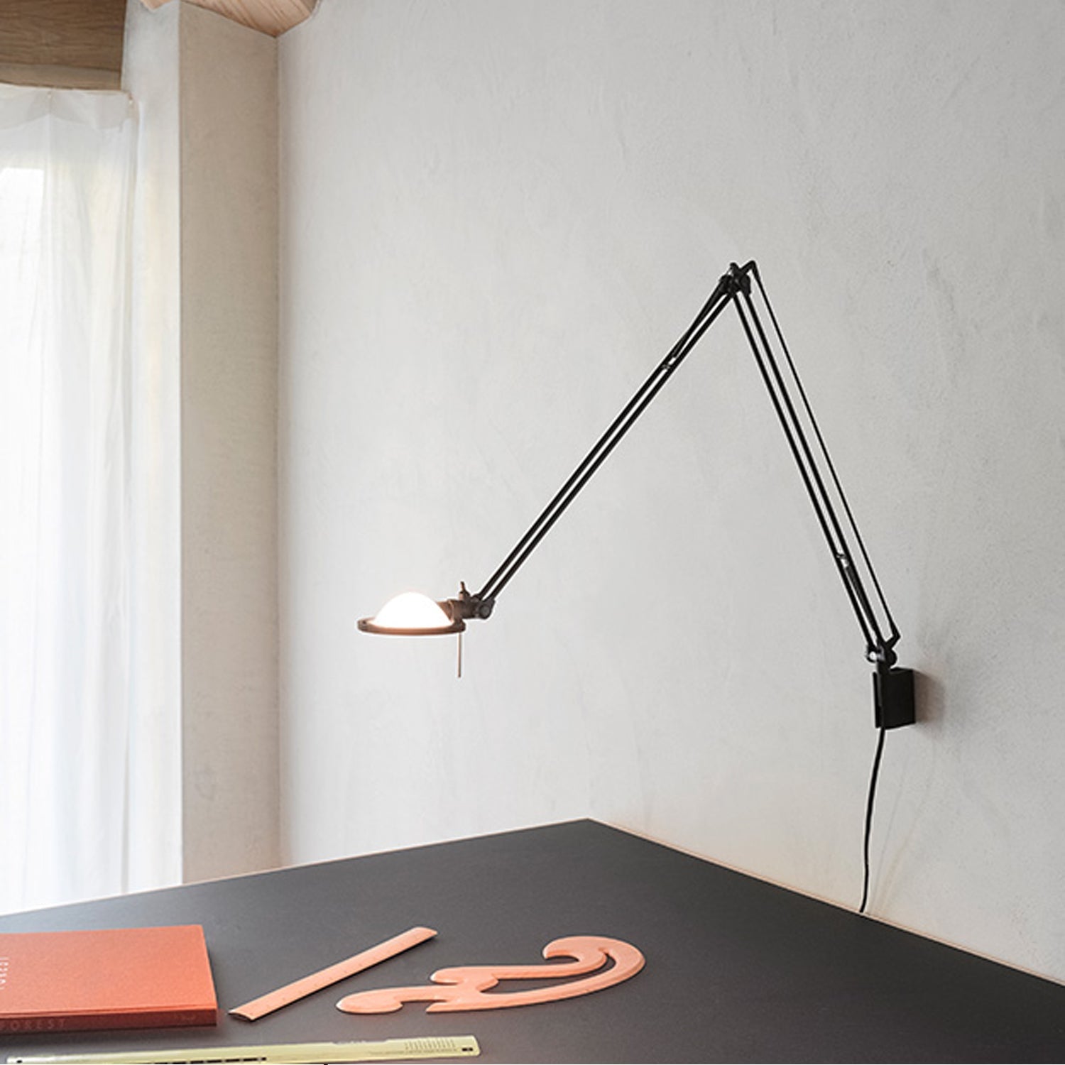 Berenice Wall Light