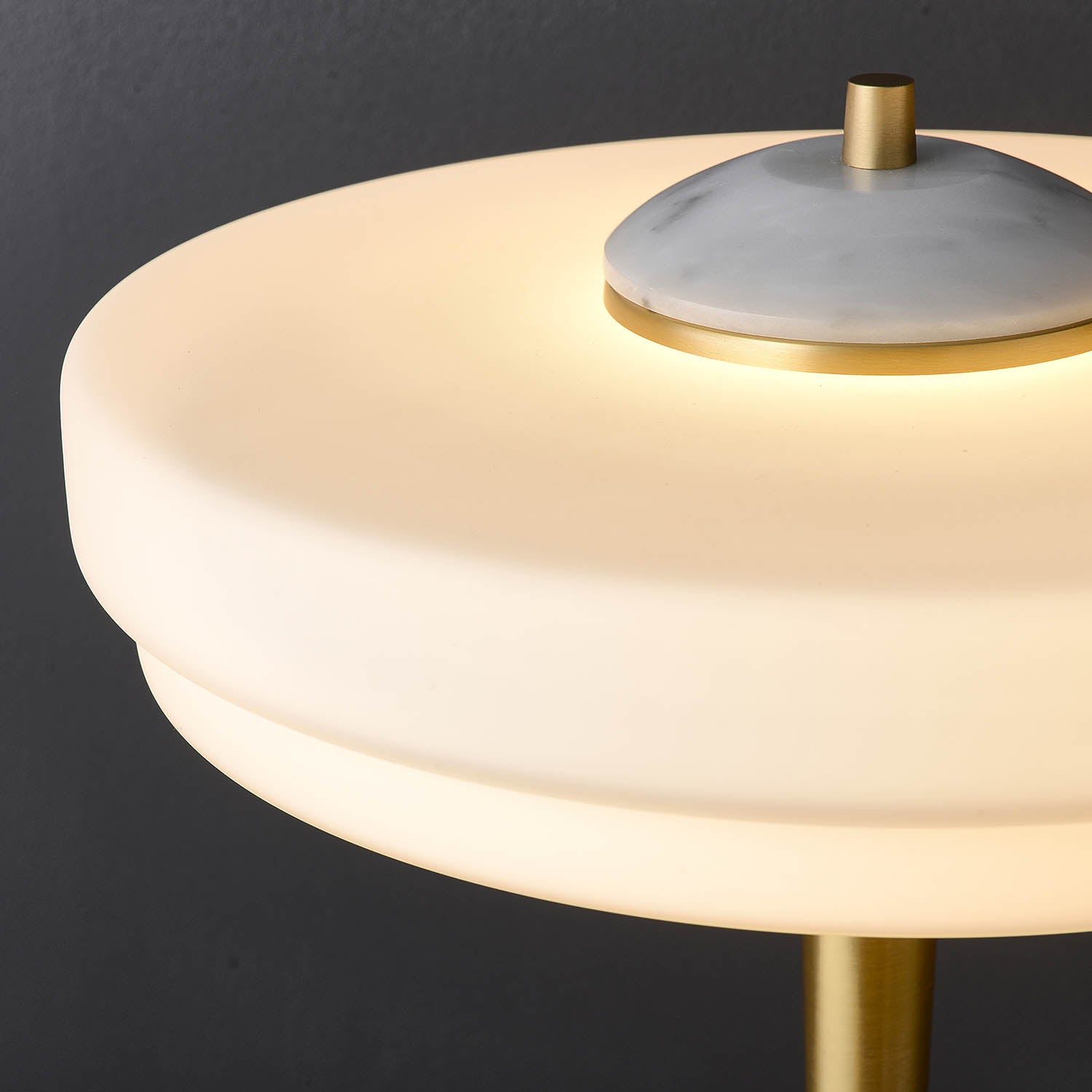 Bert_Frank_Travel_Table_Light_14