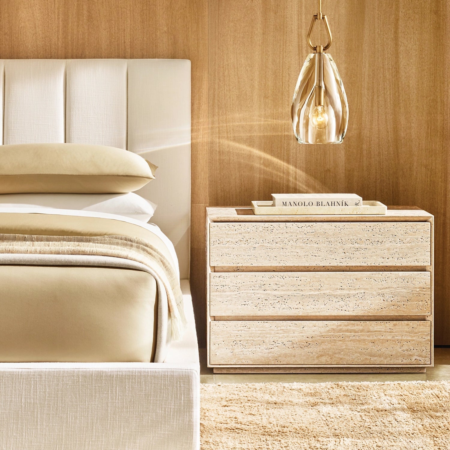 未上传 Botanist Cloche Pendant Light