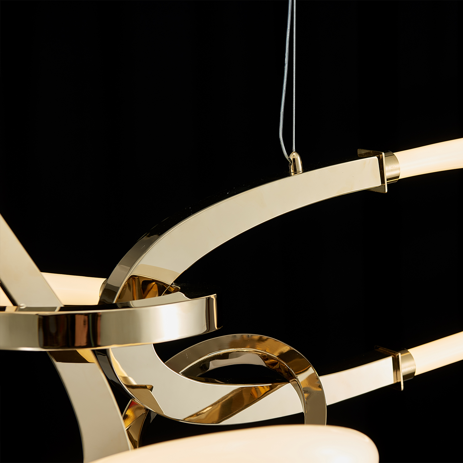 Bouchon Chandelier