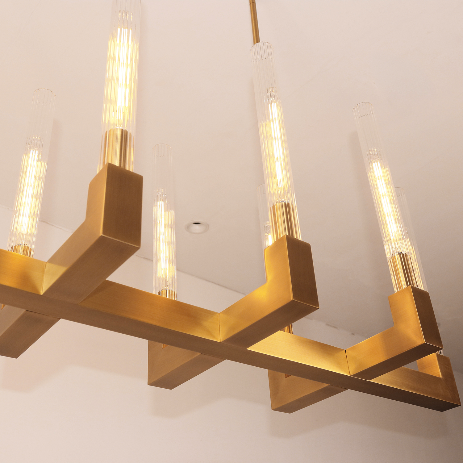 Cannele Linear Chandelier