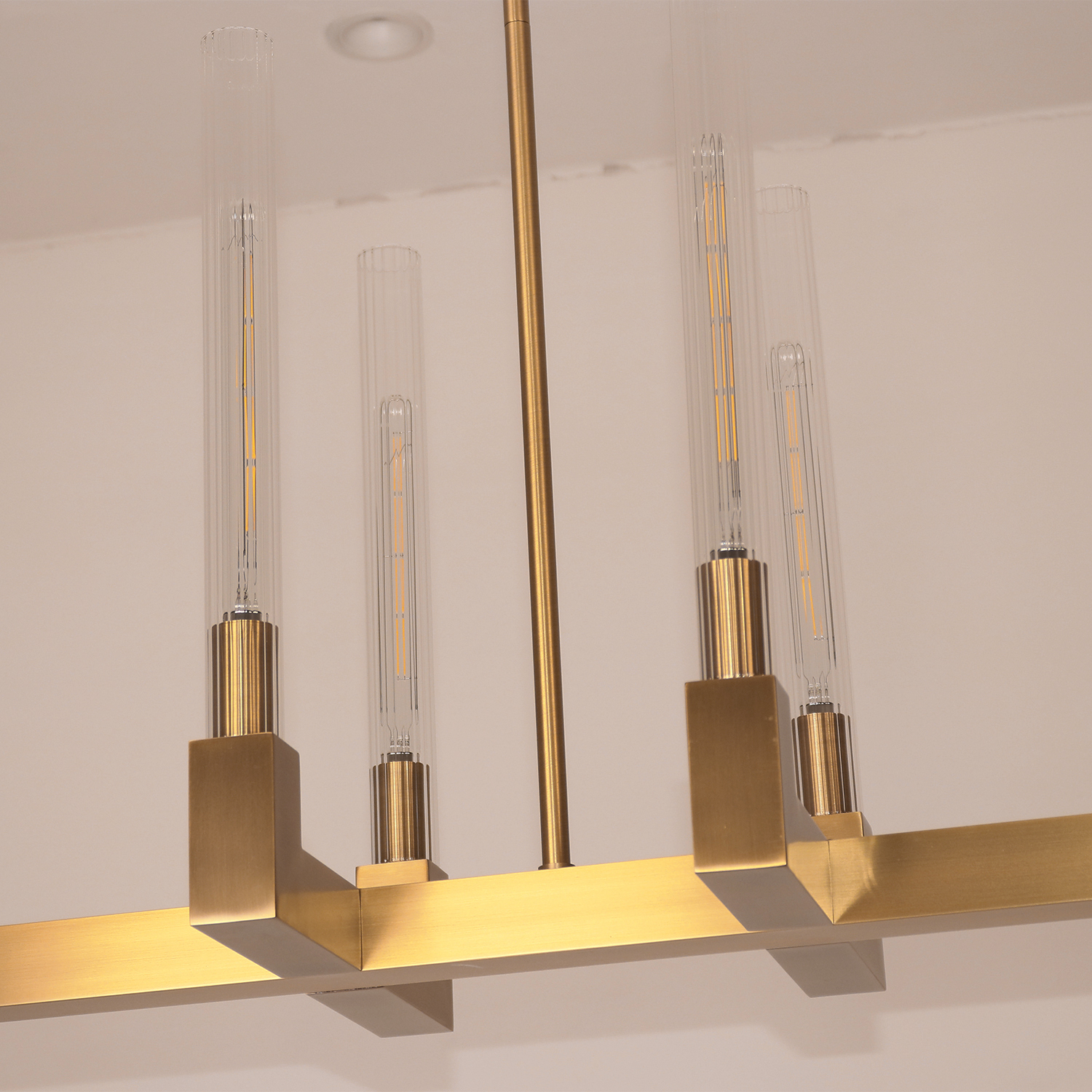Cannele Linear Chandelier
