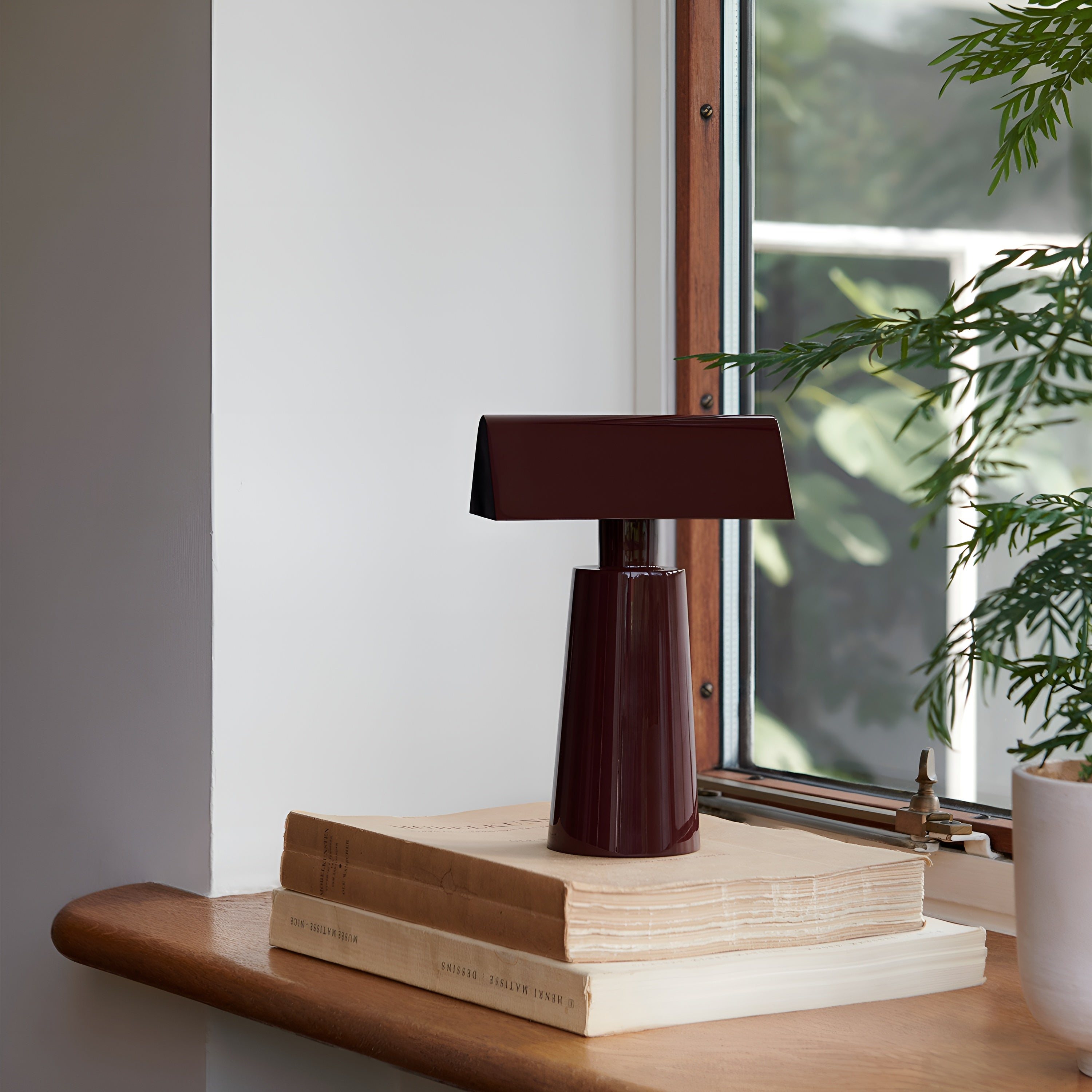Caret MF1 Table Lamp
