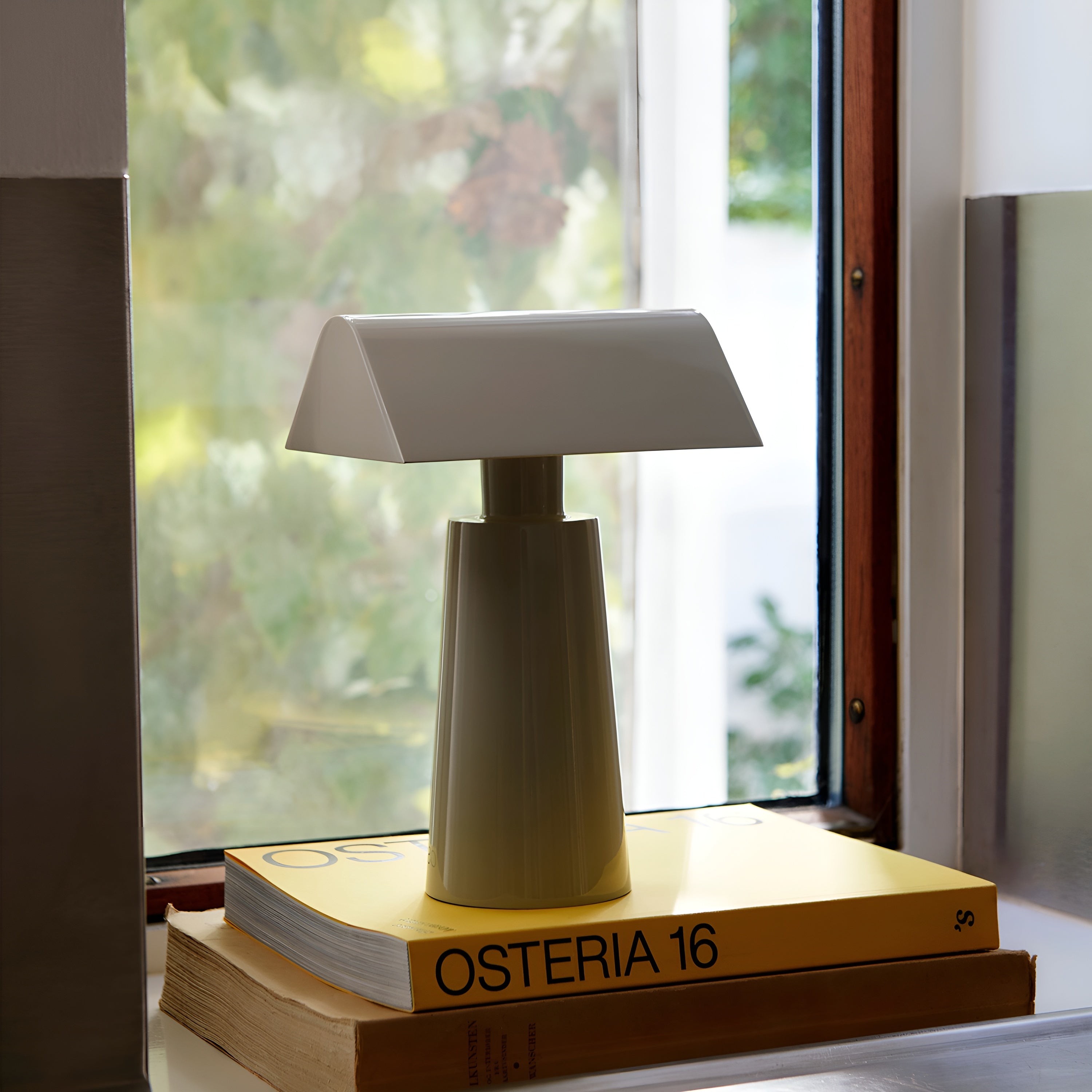 Caret MF1 Table Lamp