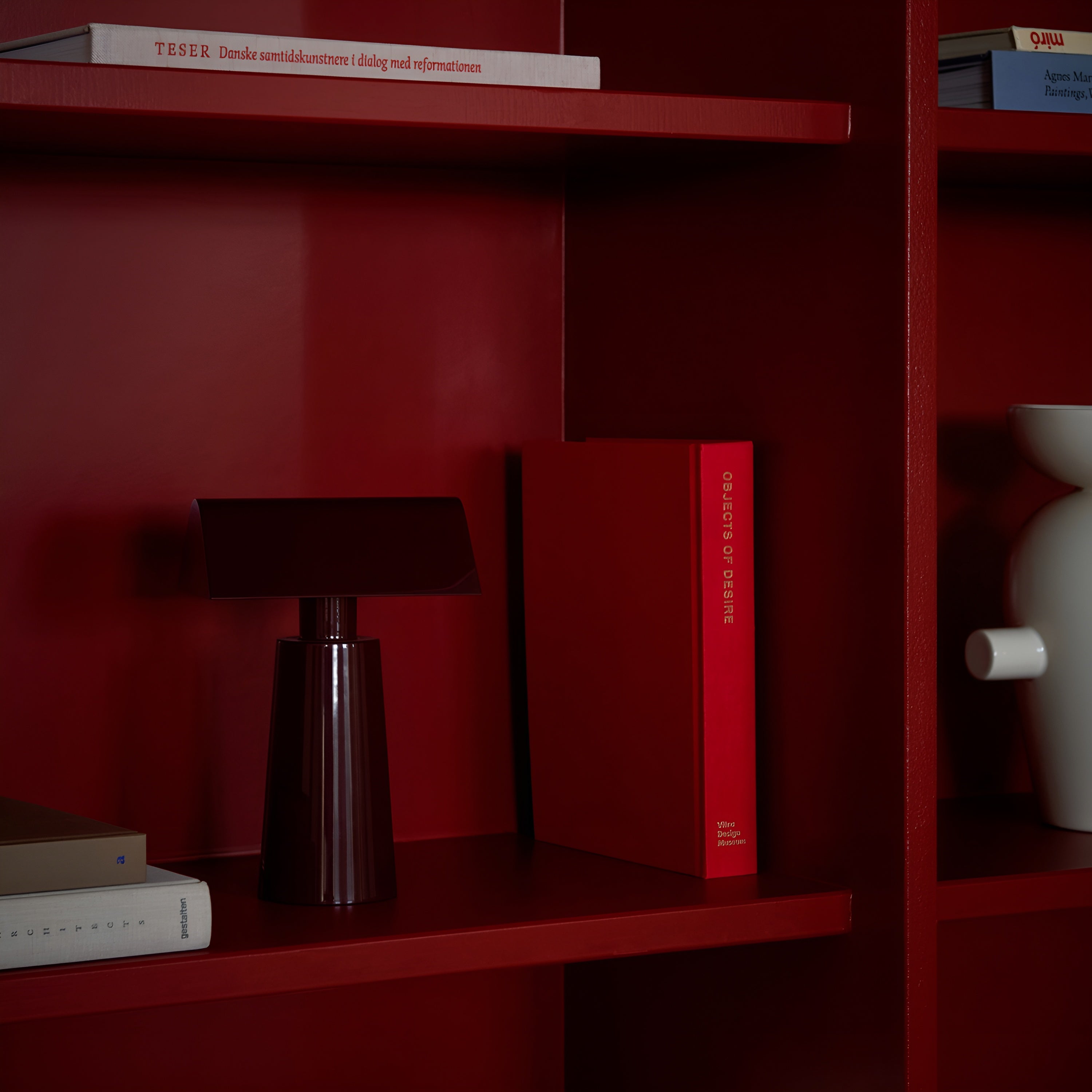 Caret MF1 Table Lamp