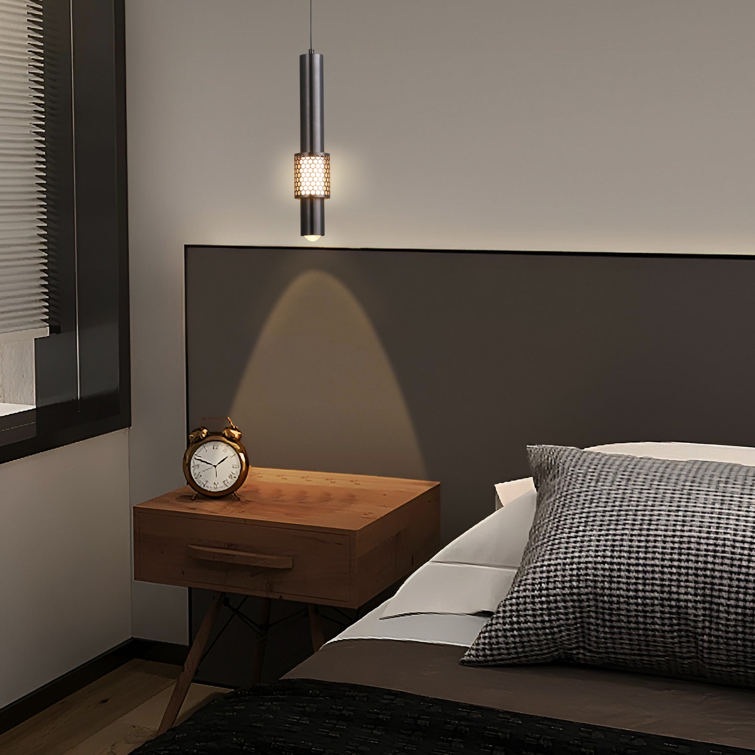 Caspian_Tall_Pendant_Light_Maxim_Lighting_04