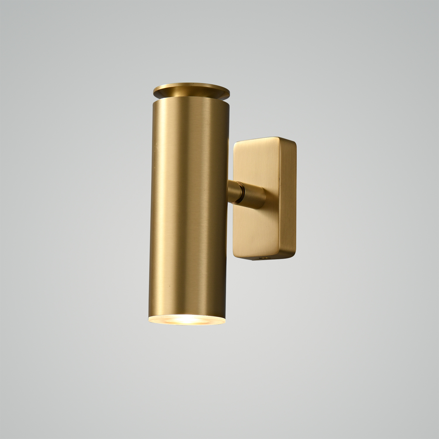 Champeaux Plus Sconce