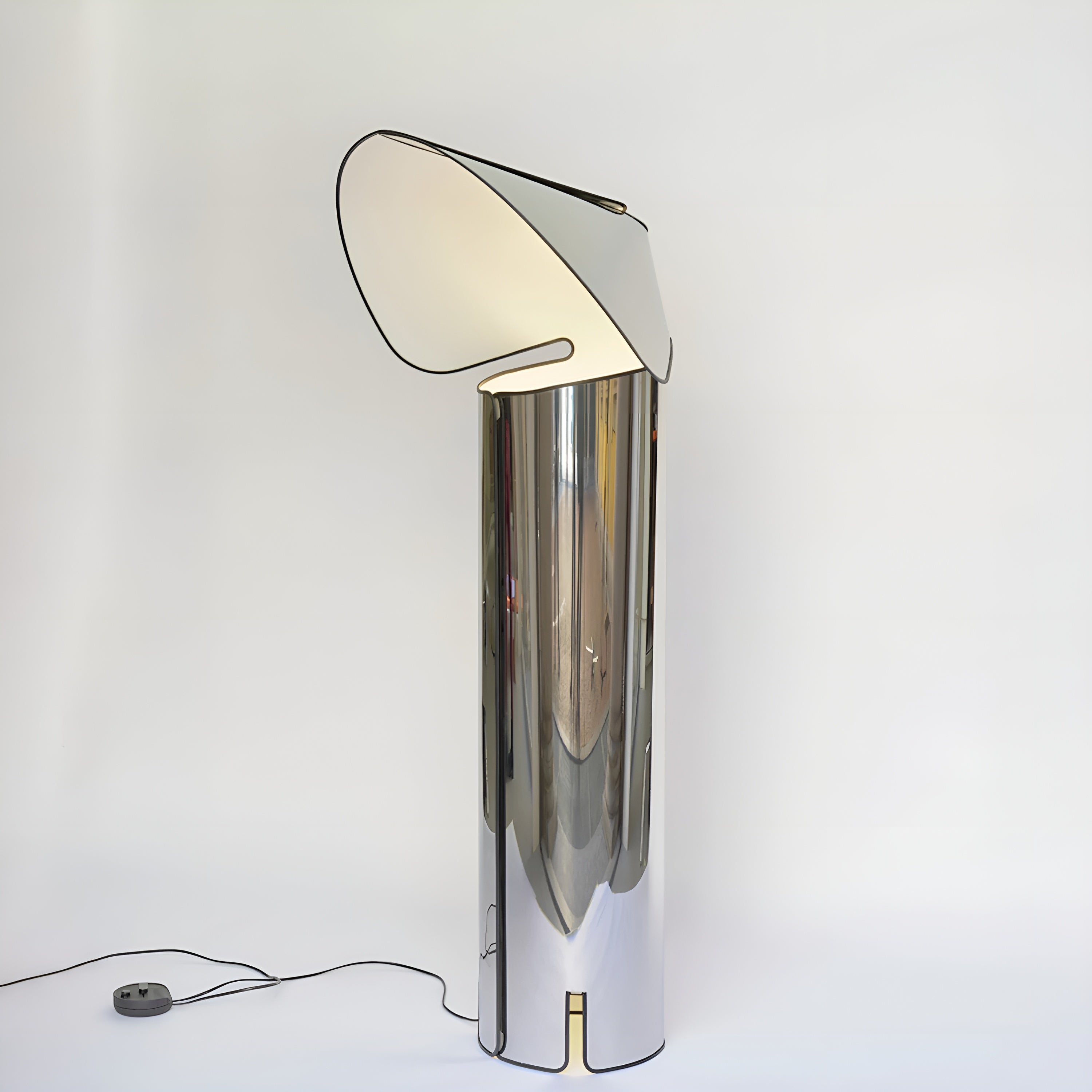 Chiara Floor Lamp