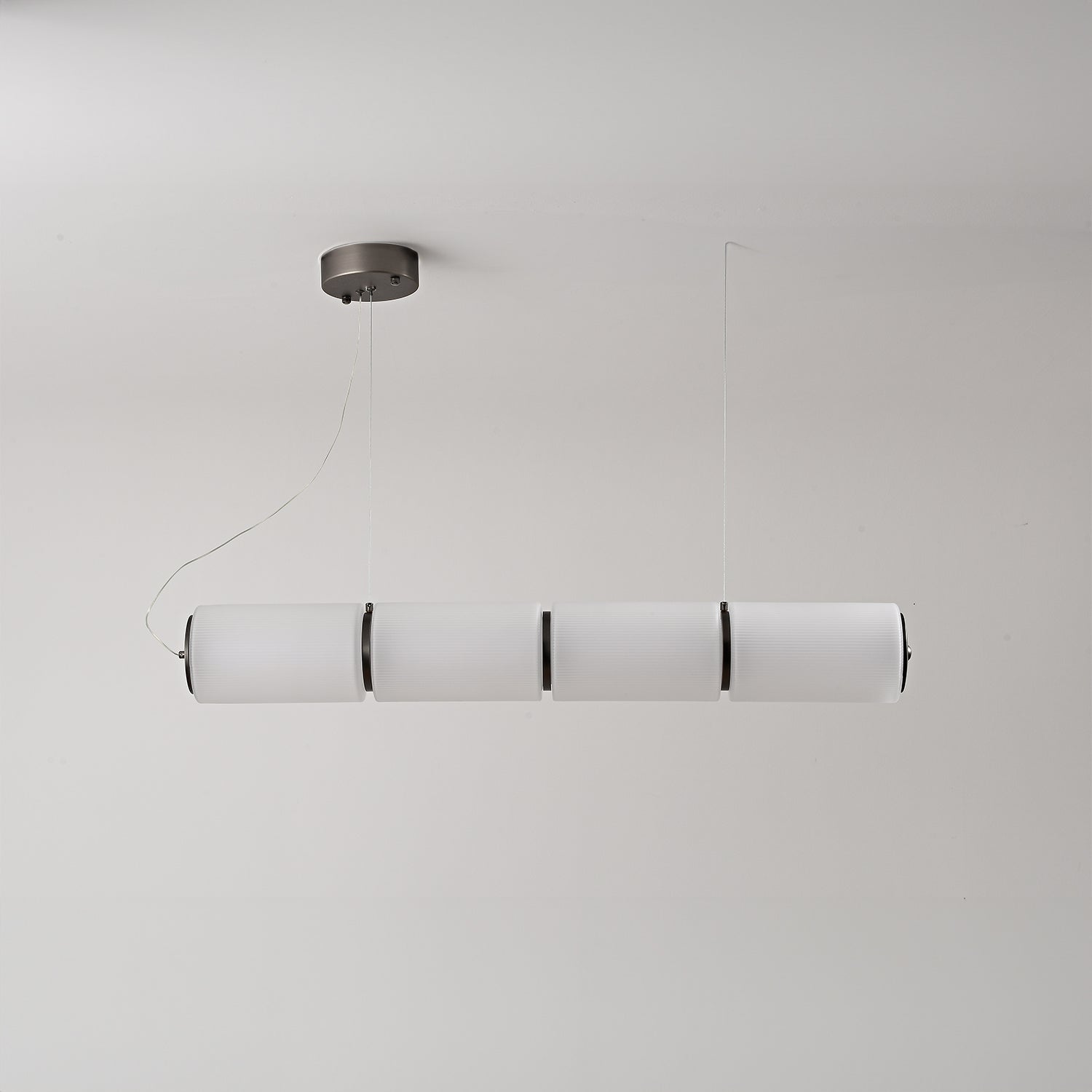 Column_Horizontal_Pendant_Light_A-N-D_0005
