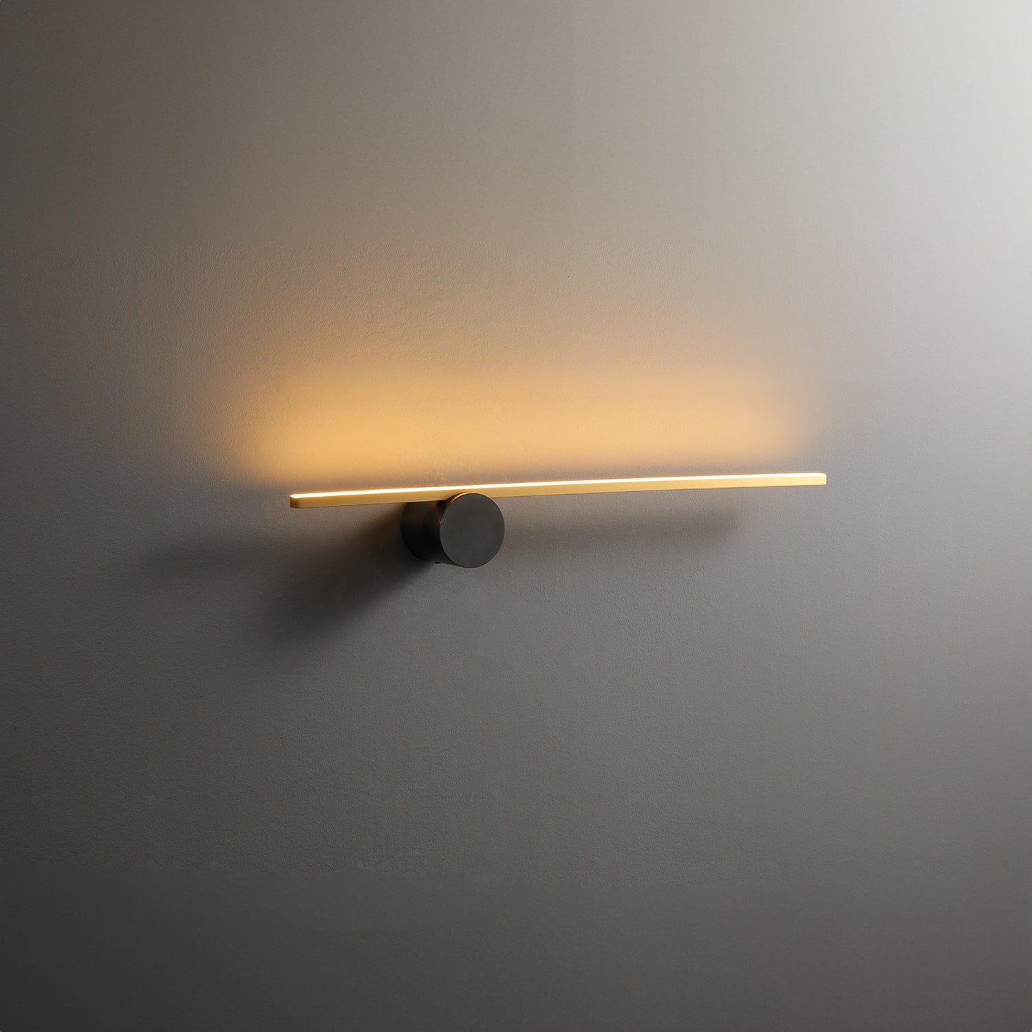 Coordinates_1_Brass_Wall_Lamp_Flos_0011