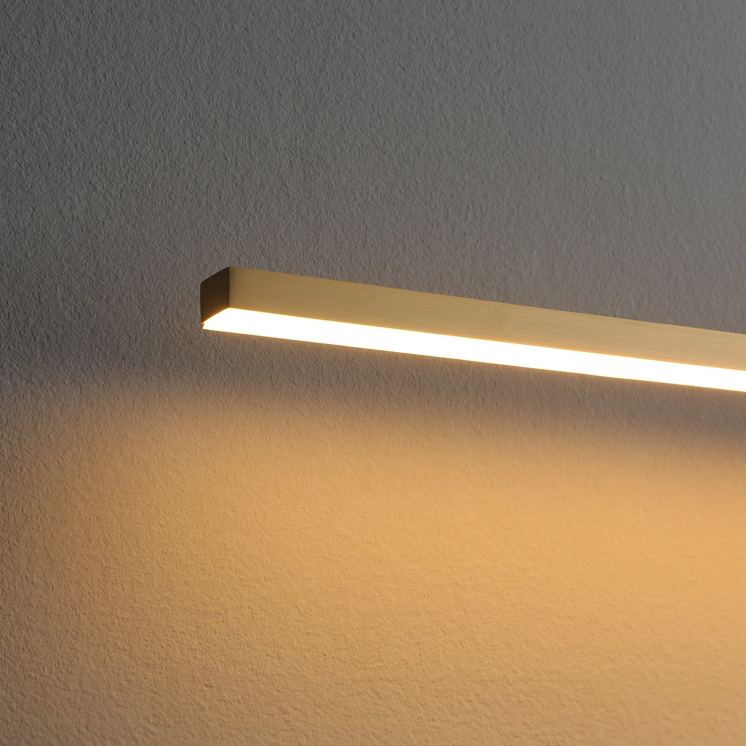 Coordinates_2_Brass_Wall_Lamp_Flos_0013