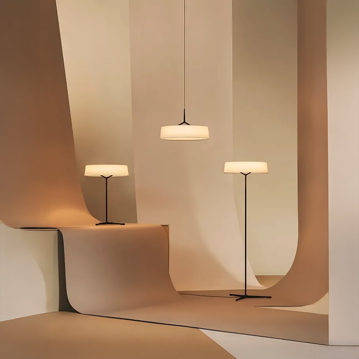 Dama Pendant Light