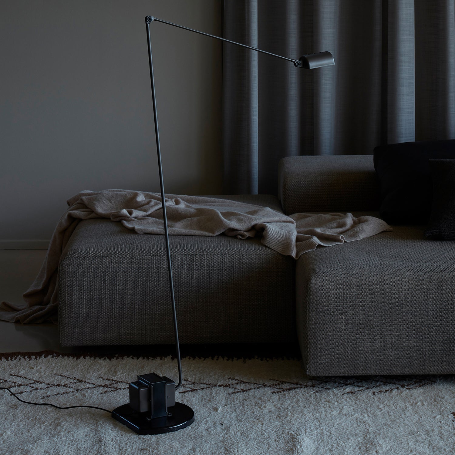 Daphine Terra Floor Lamp