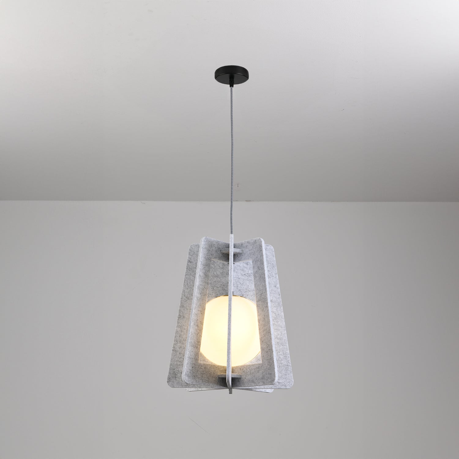 Elke_Pendant_Light_Eureka_Lighting_08