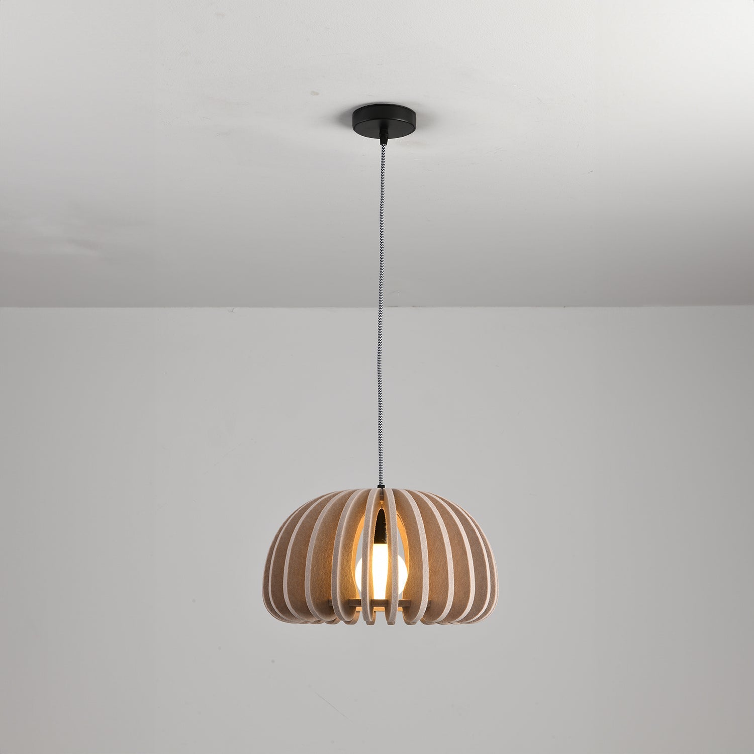 Elke_Pumpkin_Pendant_Light_Eureka_Lighting_09