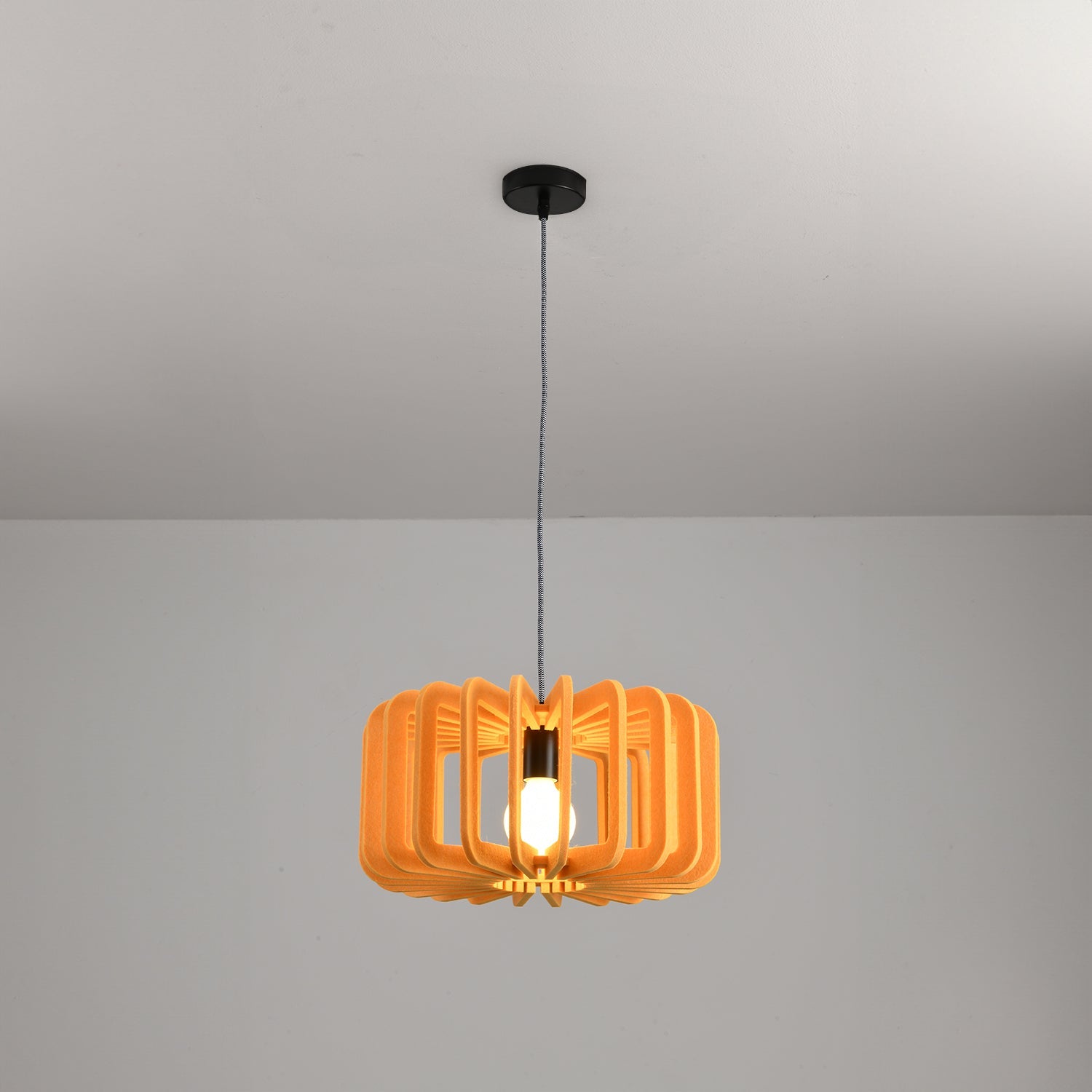 Elke_Pumpkin2_Pendant_Light_Eureka_Lighting_06