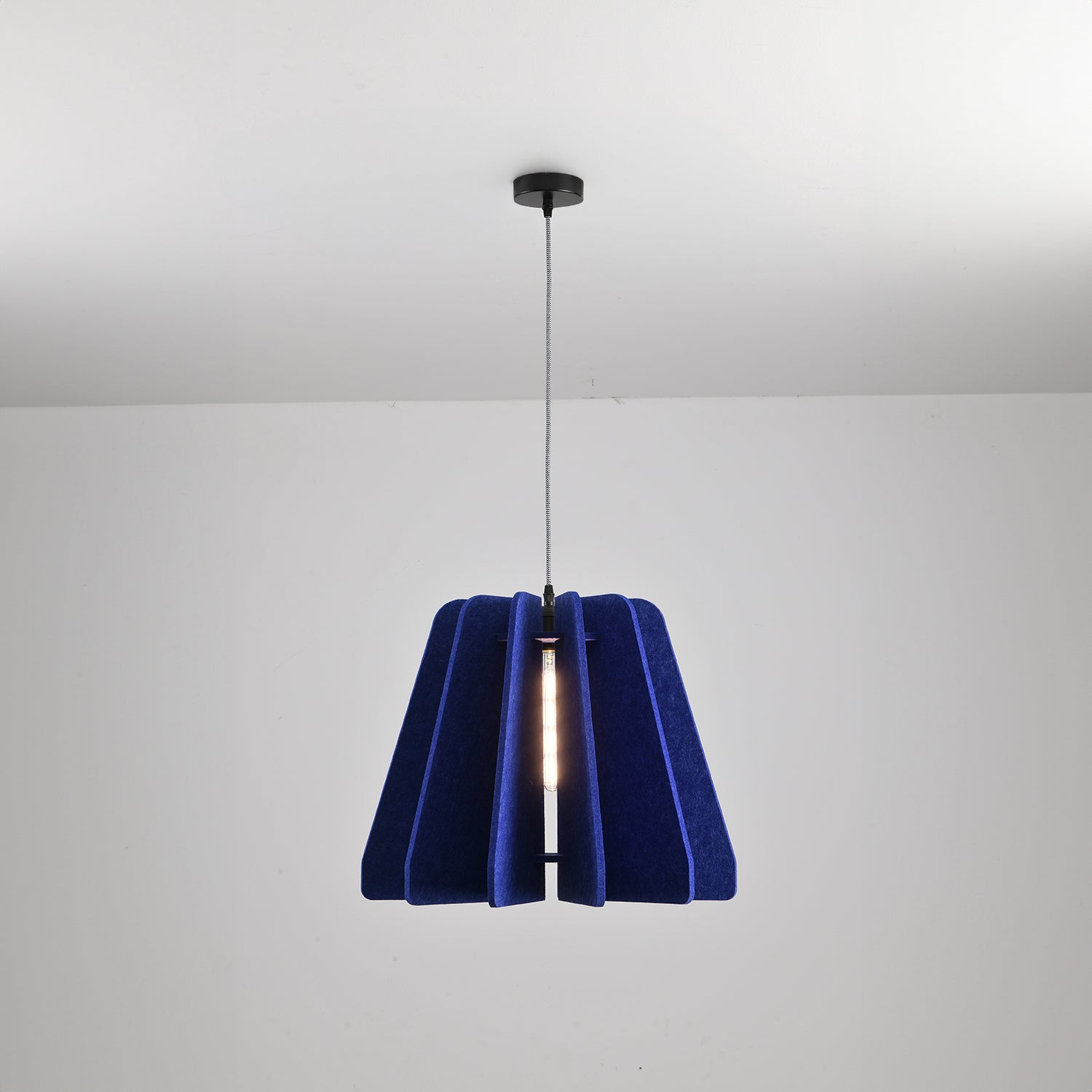 Elke_Trapezoid_Acoustic_PET_Pendant_Light_06
