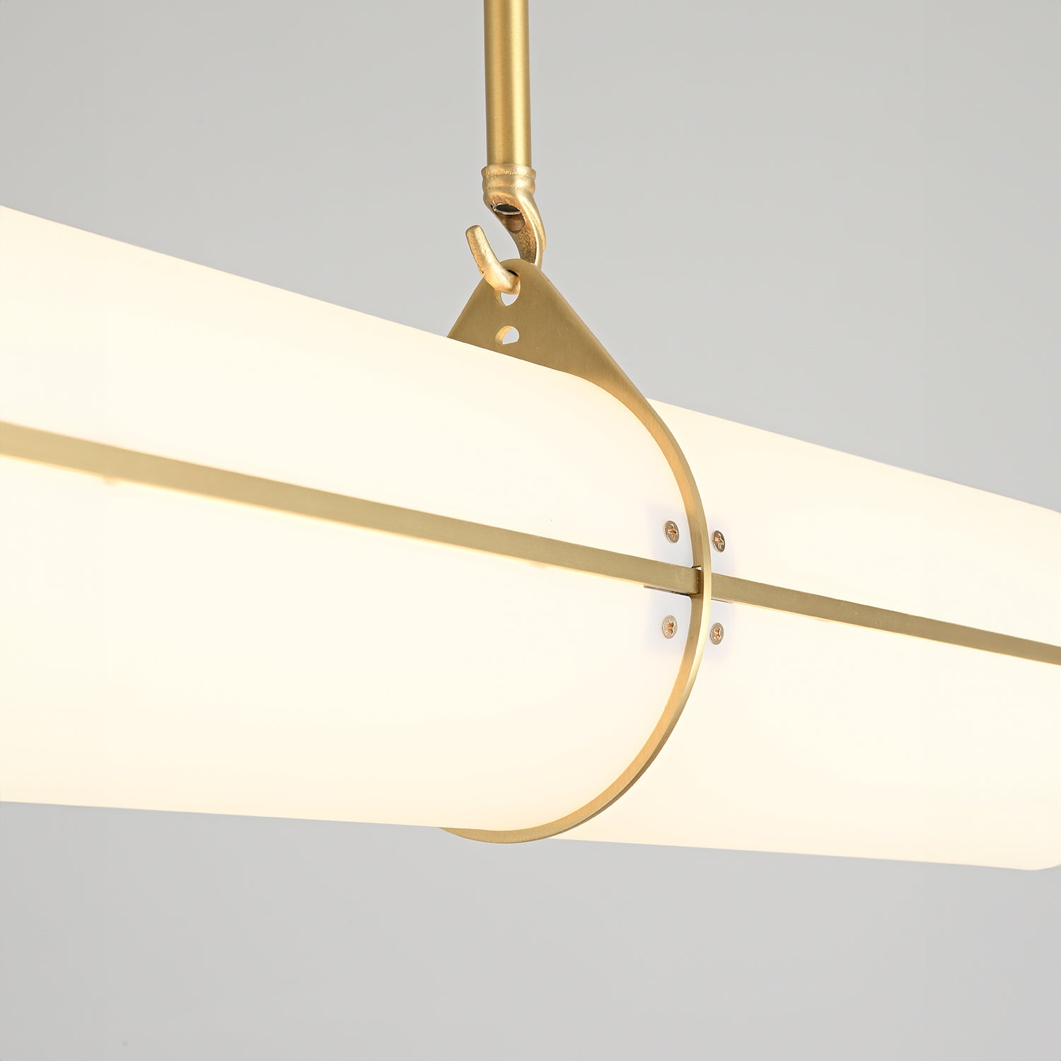 Endless_Straight_Pendant_Light_Roll&Hill_0013