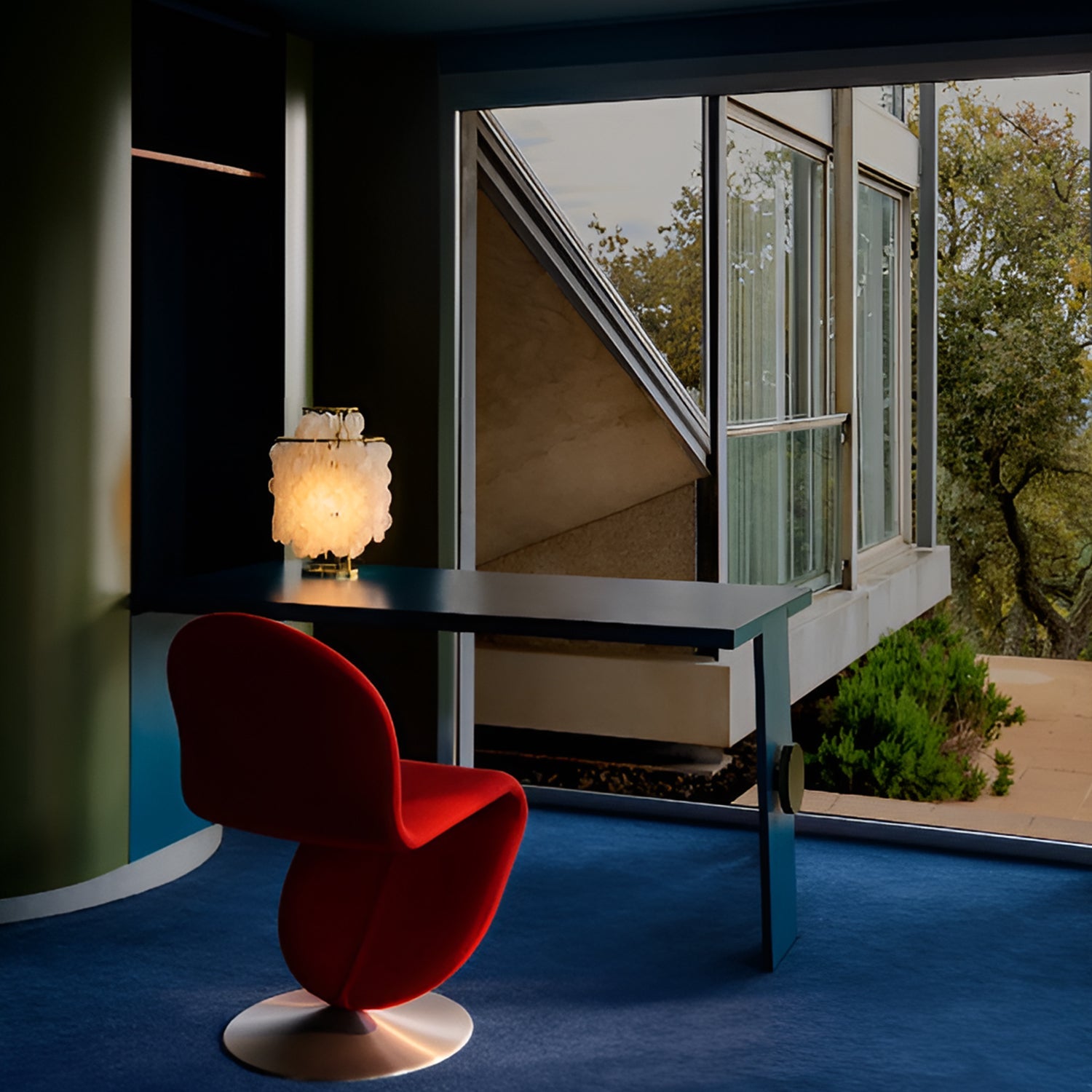 SHELL FUN 2TM Table Lamp