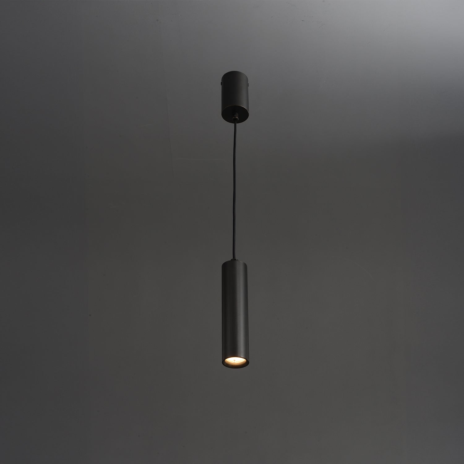 Find_Me_1_Suspension_Pendant_Light_Flos_05