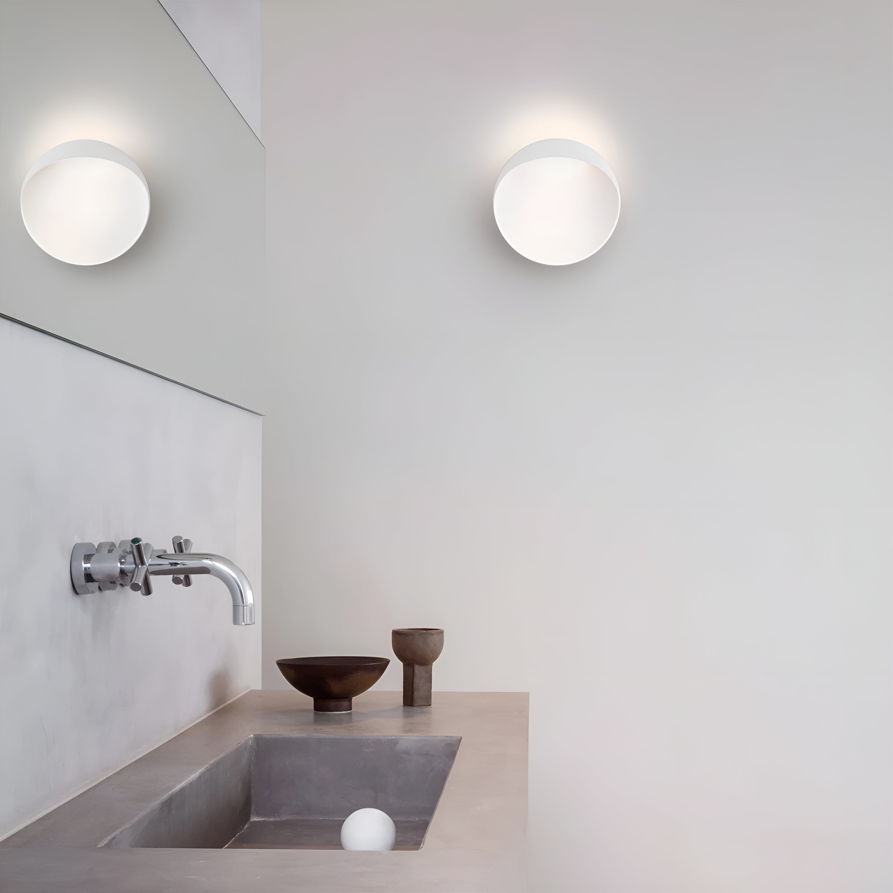 Flindt Wall Lamp