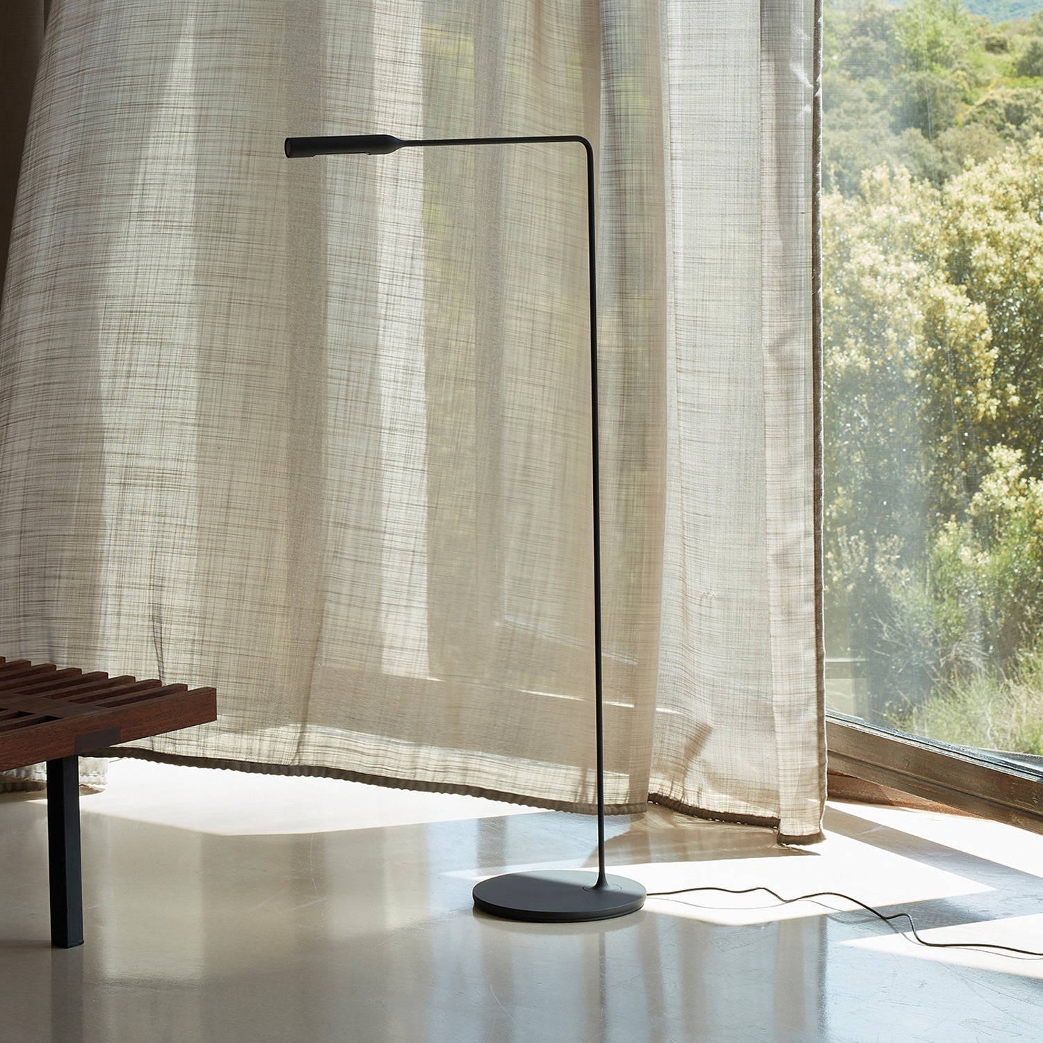 Flo Lounge Floor Lamp