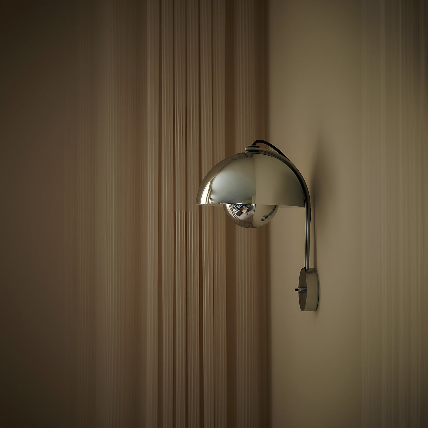 Flowerpot VP8 Wall Light