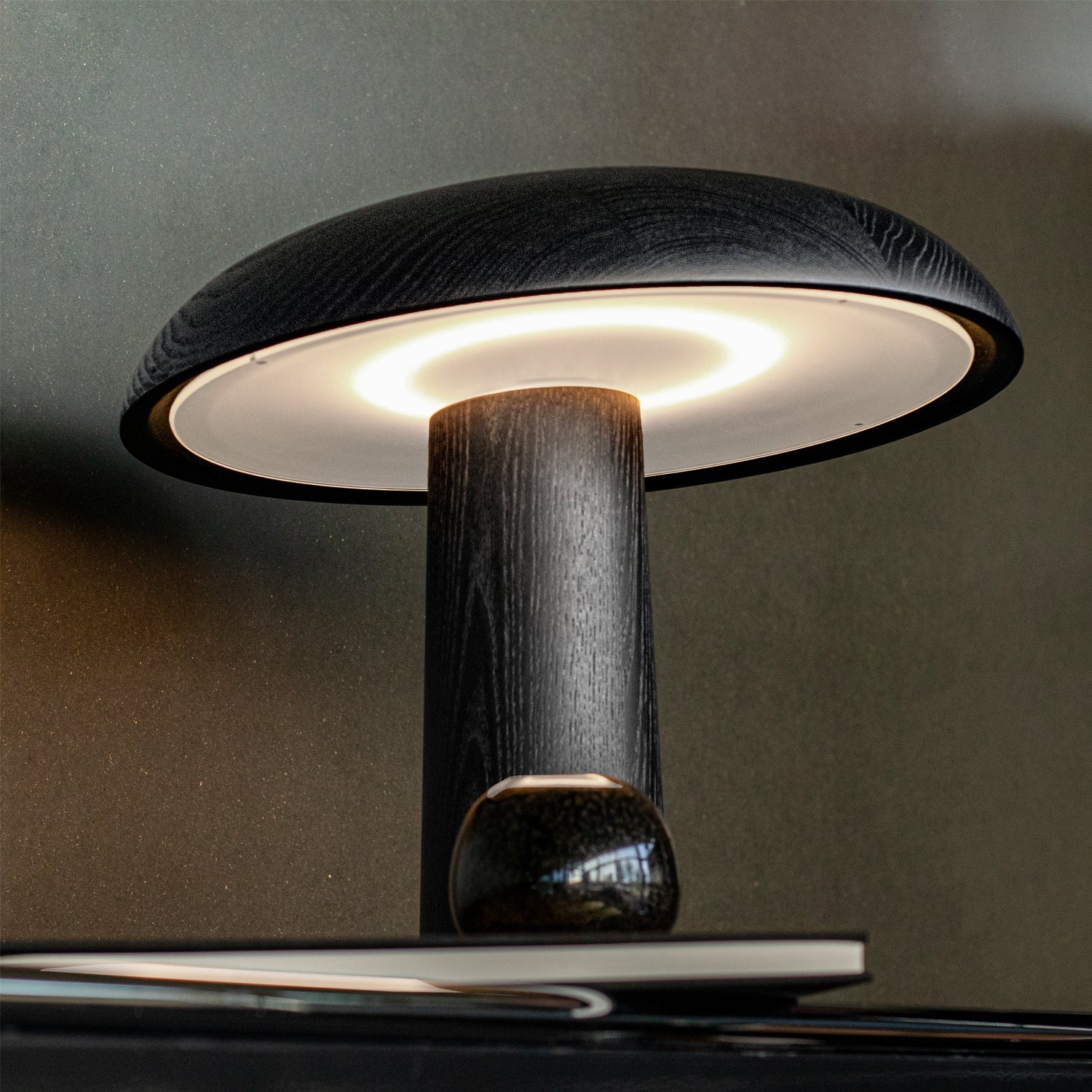 Forma Table Lamp