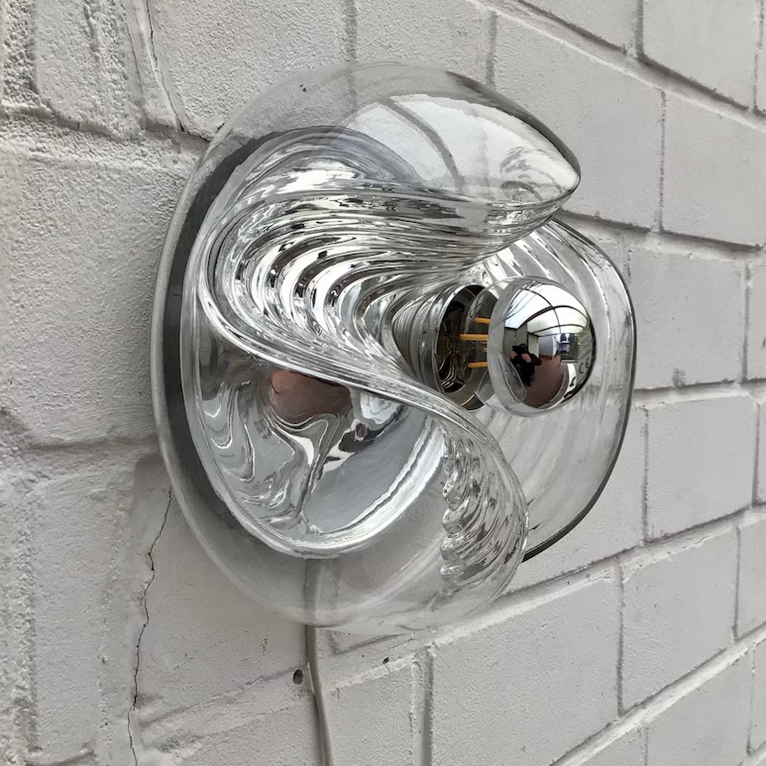 Futura Wall Light
