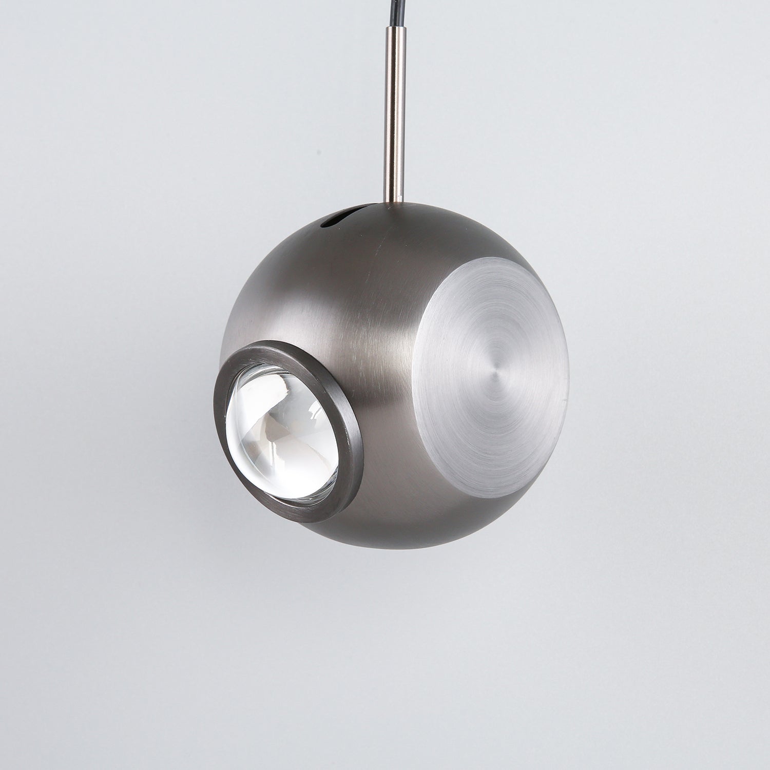 Golden_Sphere_Pendant_Light_0013