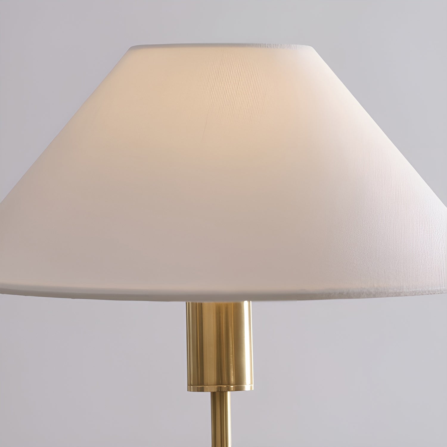 Griffin Grande Tail Chandelier