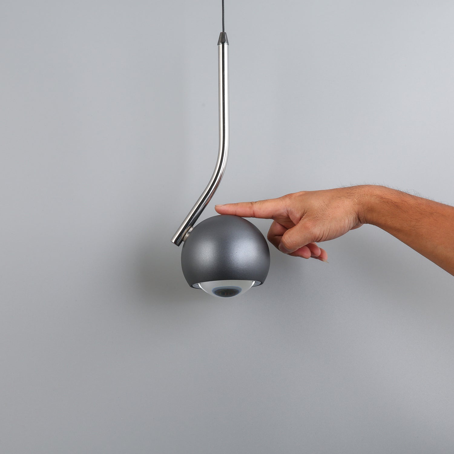 Io_Sospeso_Pendant_Light_Occhio_10