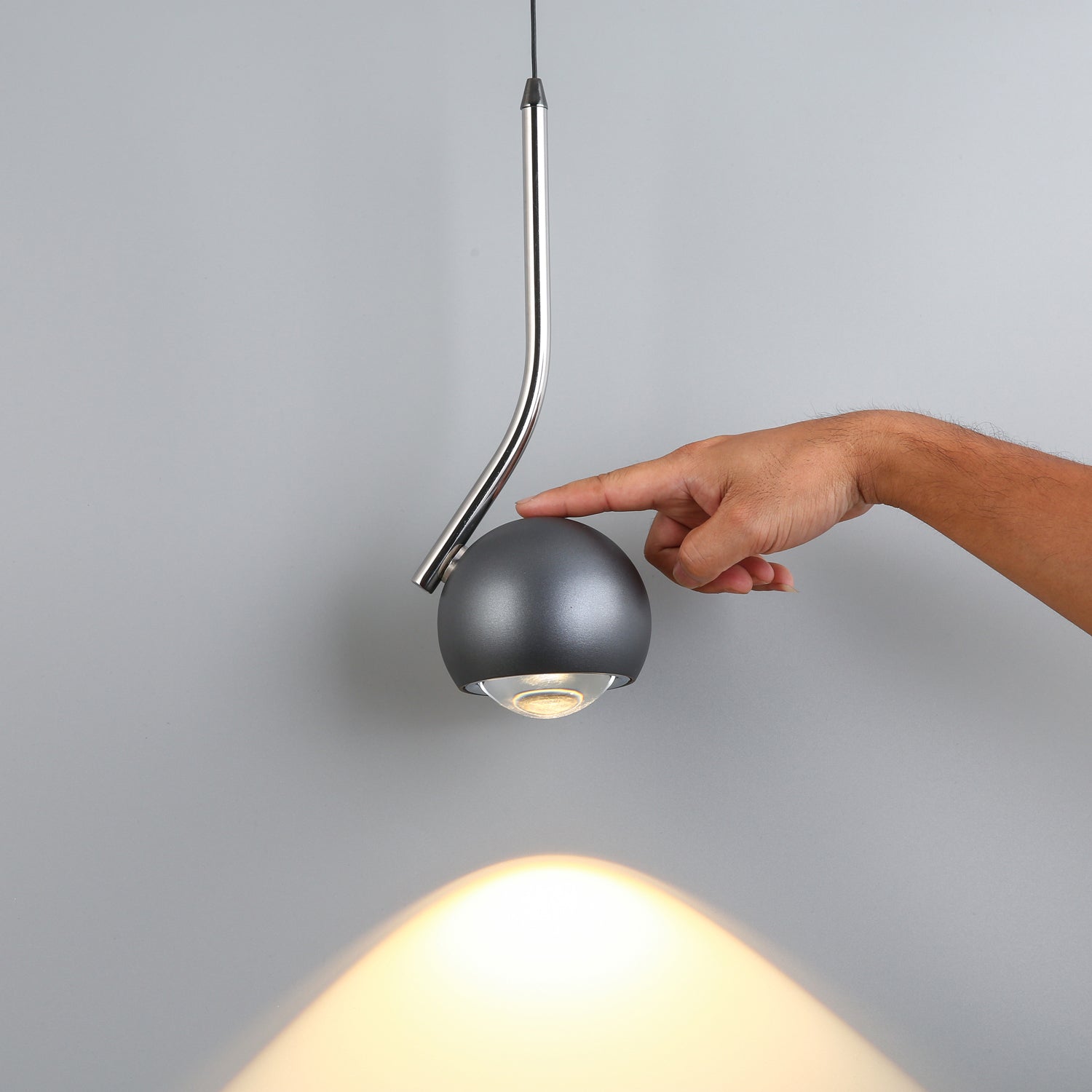 Io_Sospeso_Pendant_Light_Occhio_11