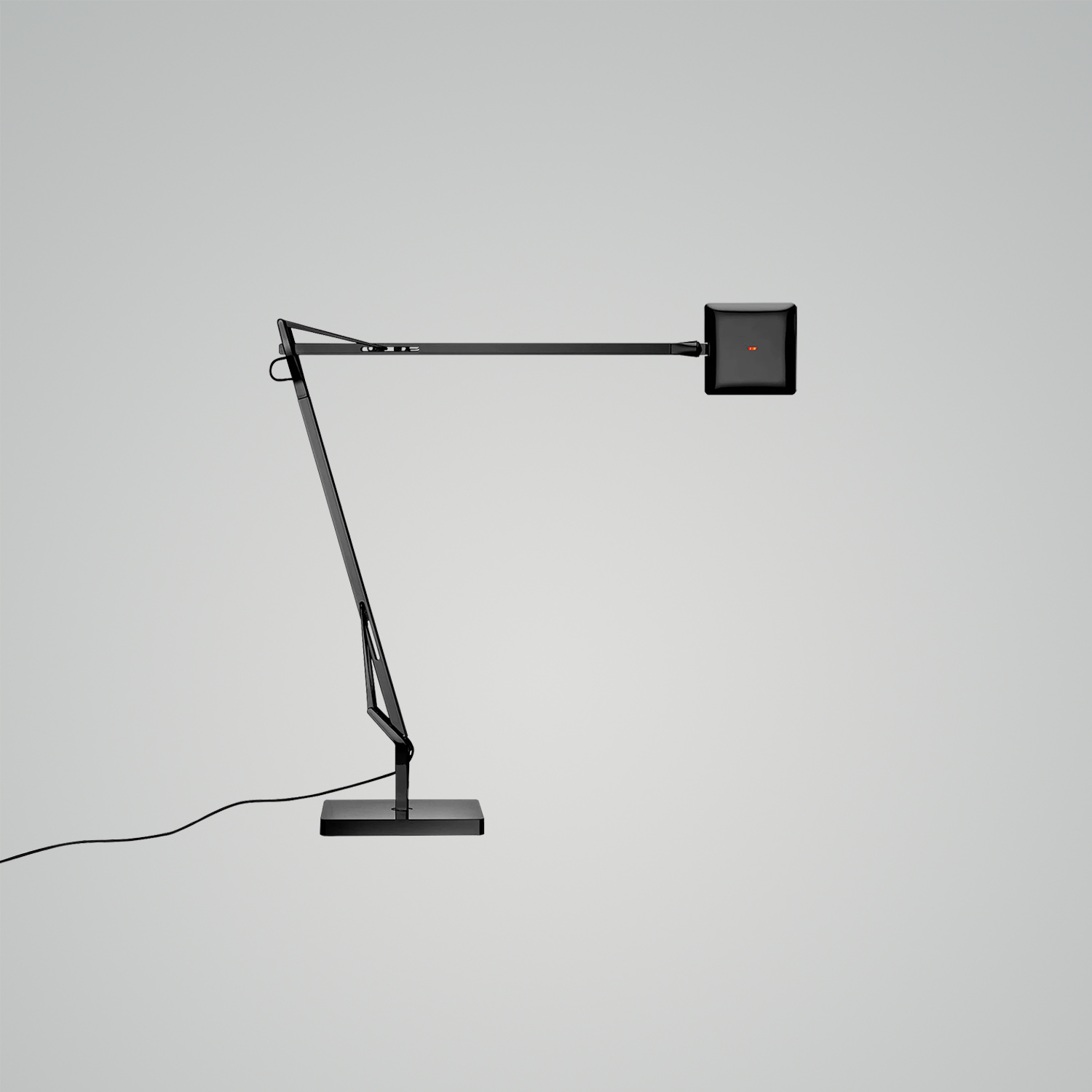 Kelvin Edge Table Lamp