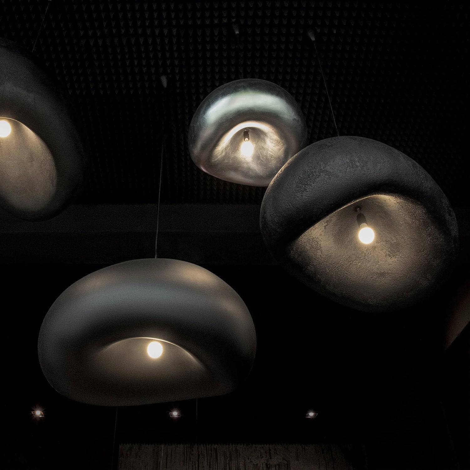 Khmara Rough Pendant Light