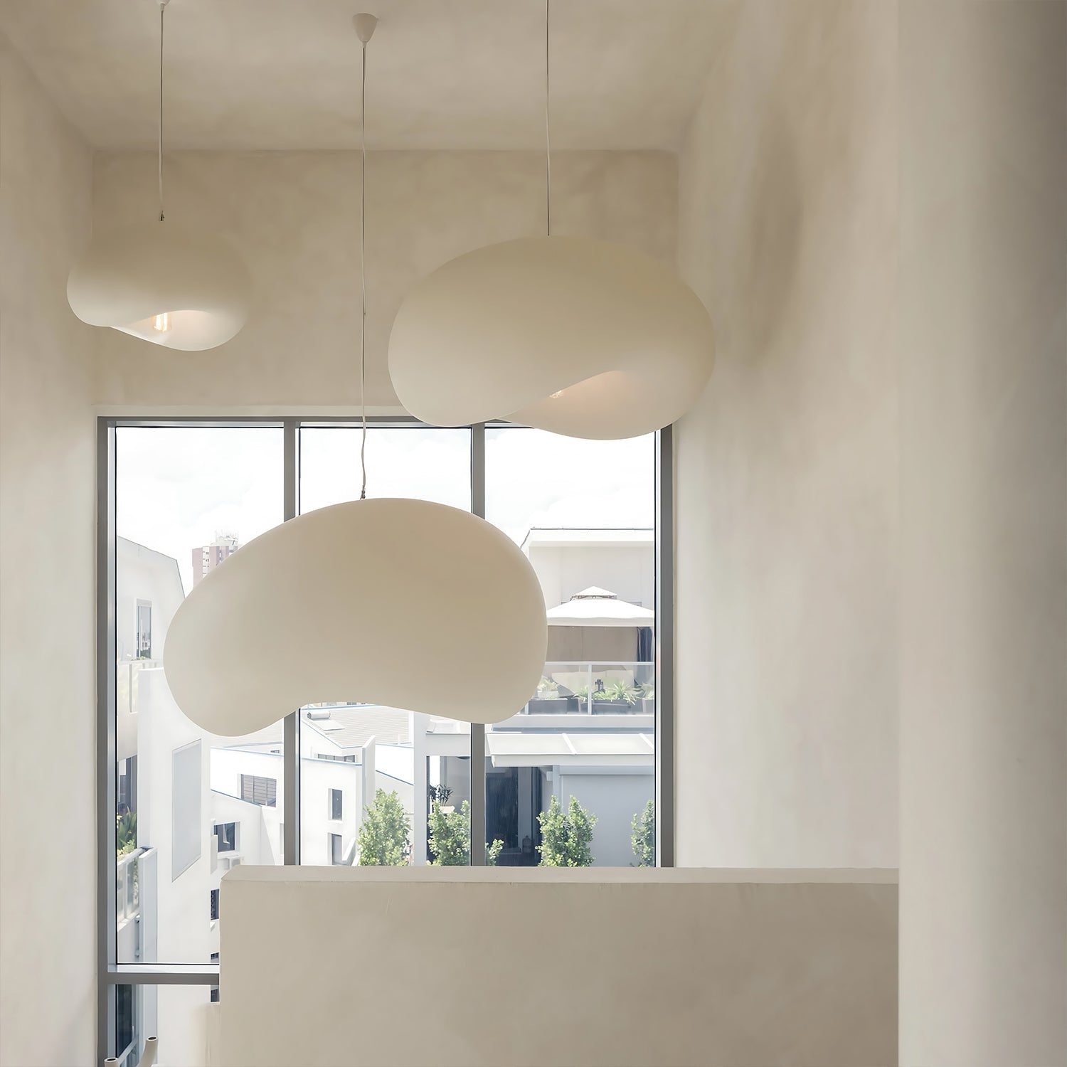 Khmara Smooth Pendant Light