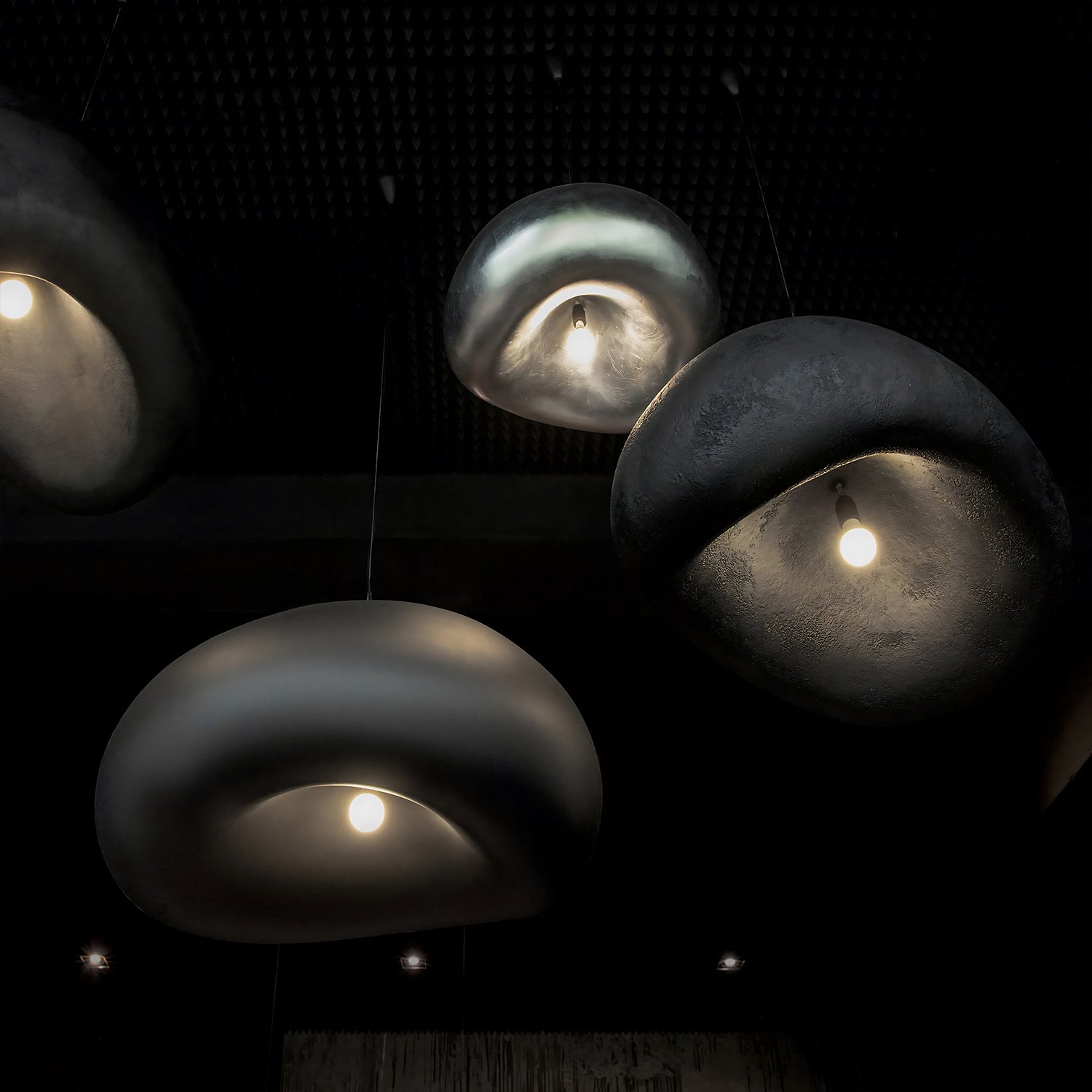 Khmara Smooth Pendant Light