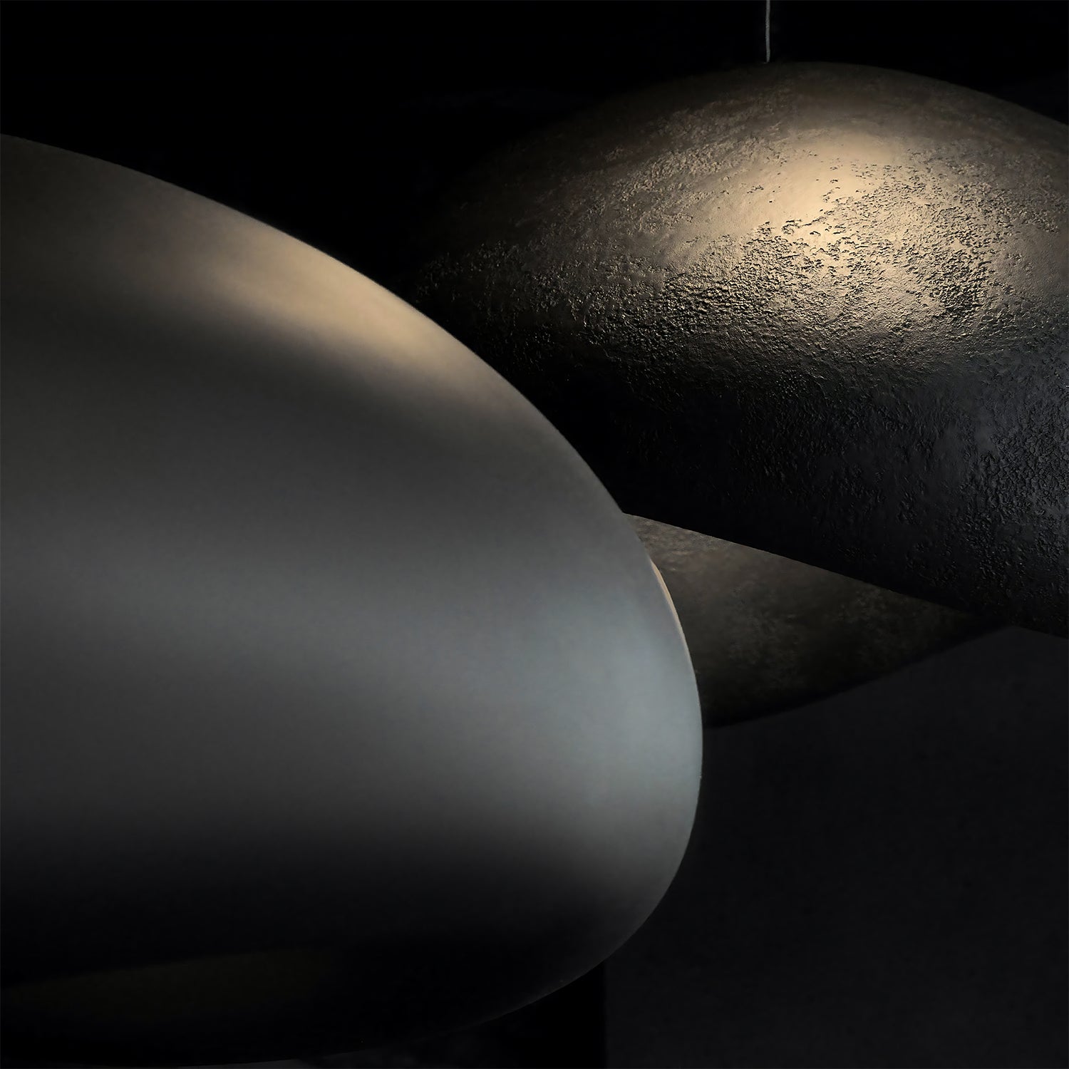 Khmara Smooth Pendant Light